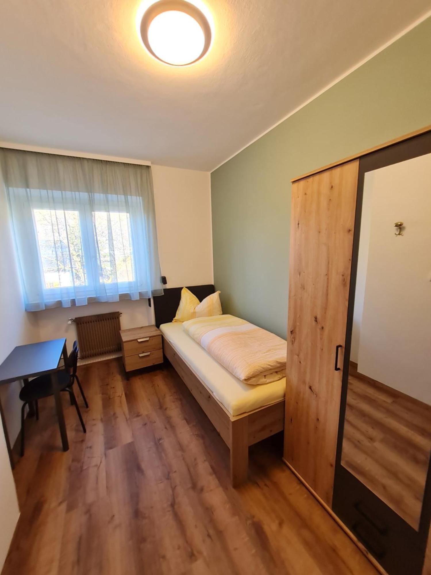 Single Room Shower