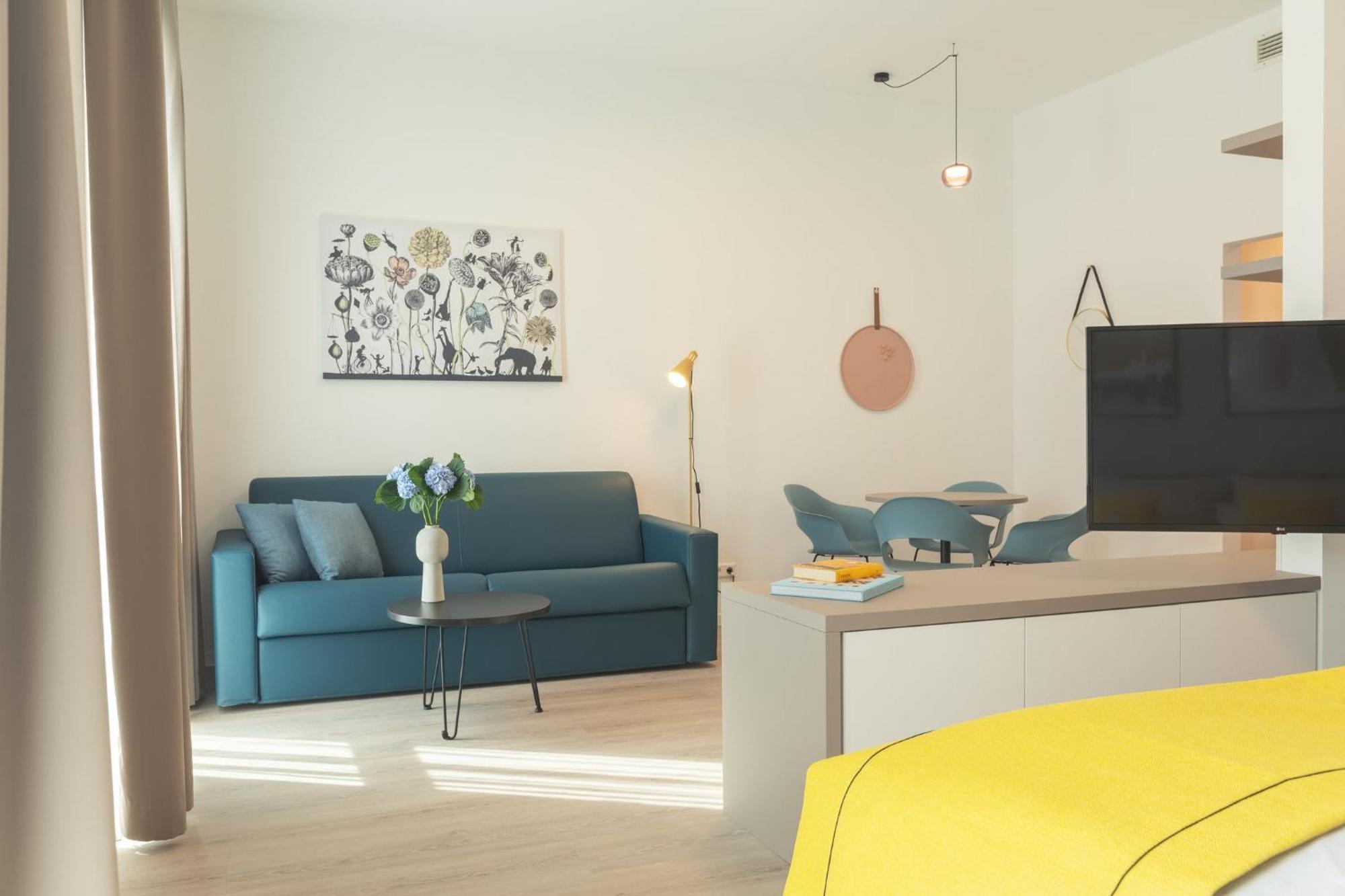 One-Bedroom Apartment Queen Bed,1629493031:JPEG