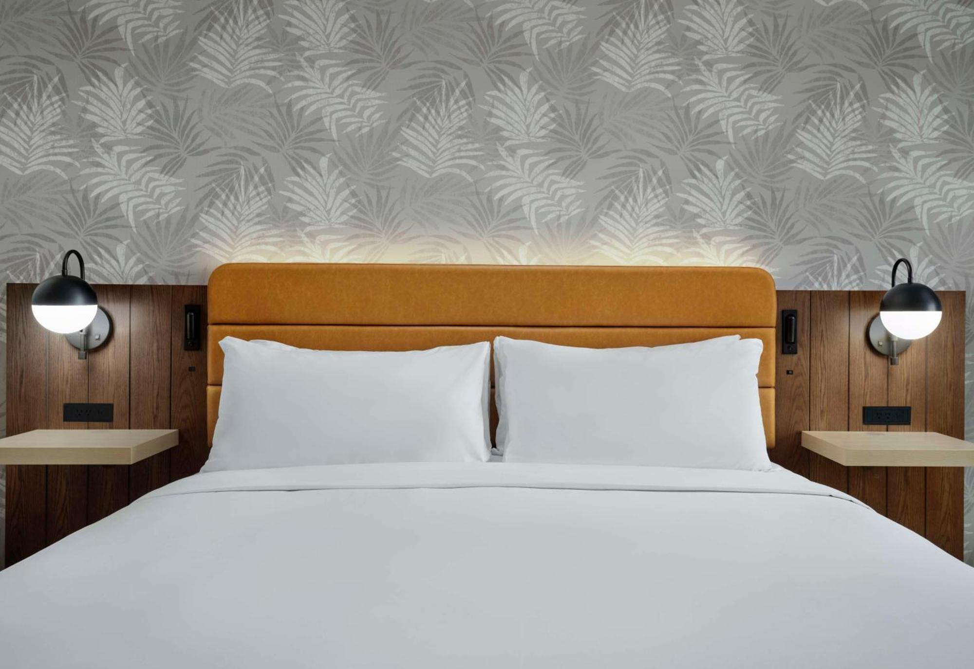 Executive Suite King,1629894400:JPEG