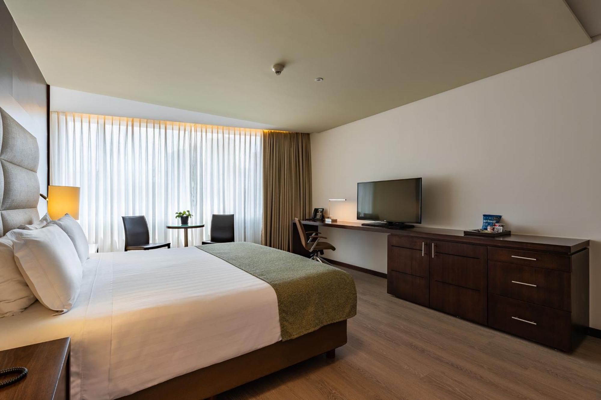 Deluxe Junior Suite,1629896168:JPEG