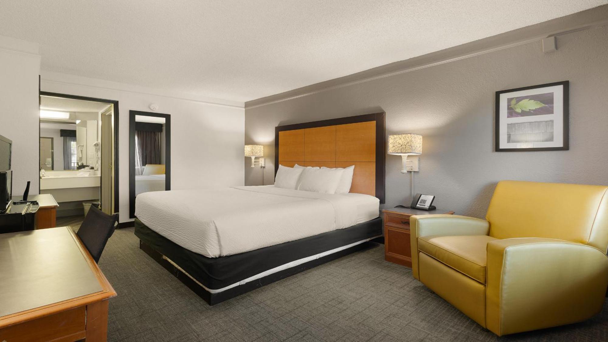 Executive King Room
