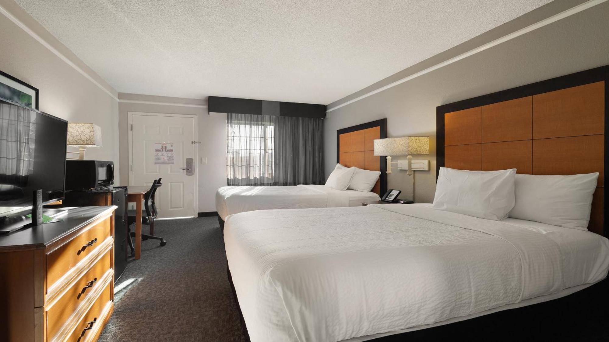 Deluxe Double Room Two Double Beds