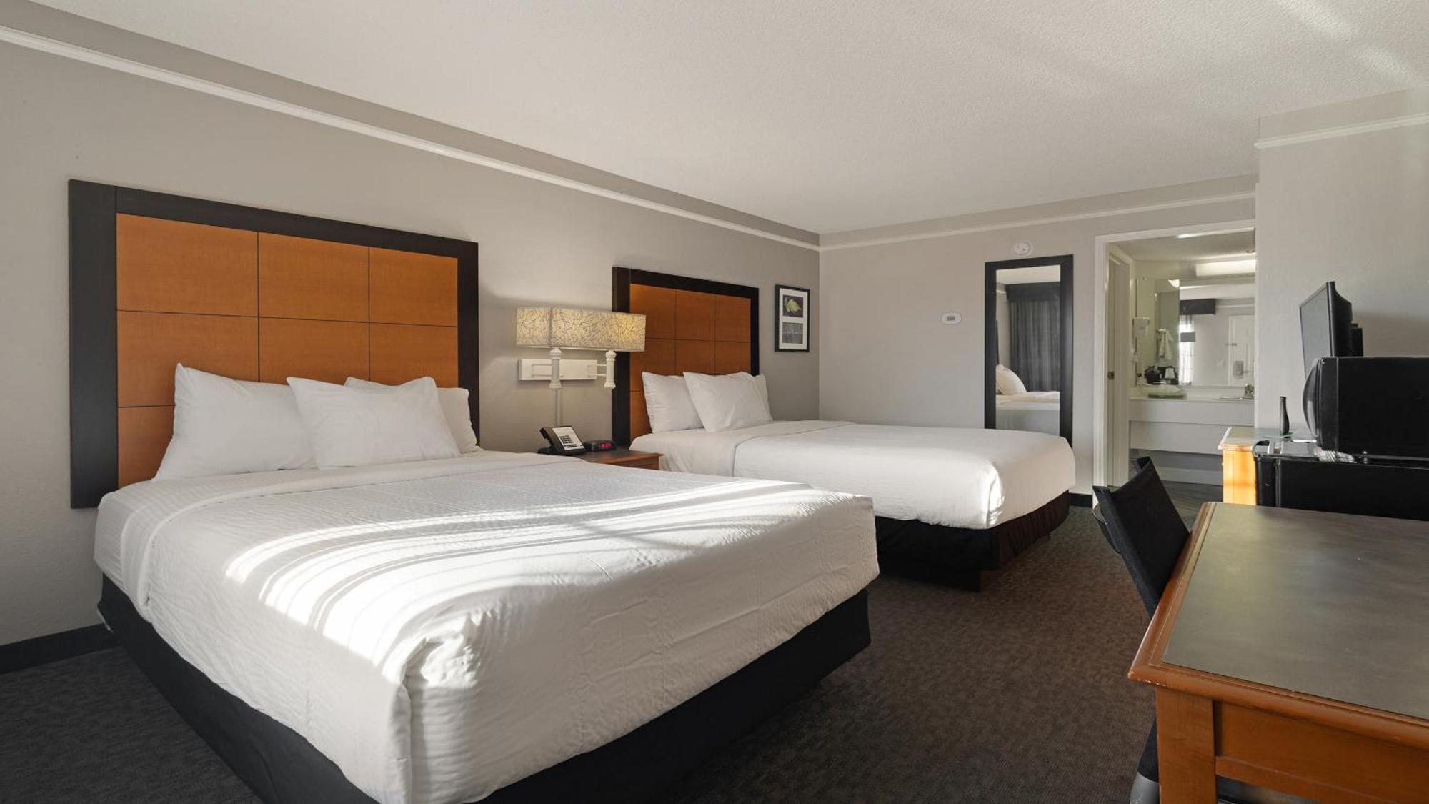 Deluxe Double Room Two Double Beds