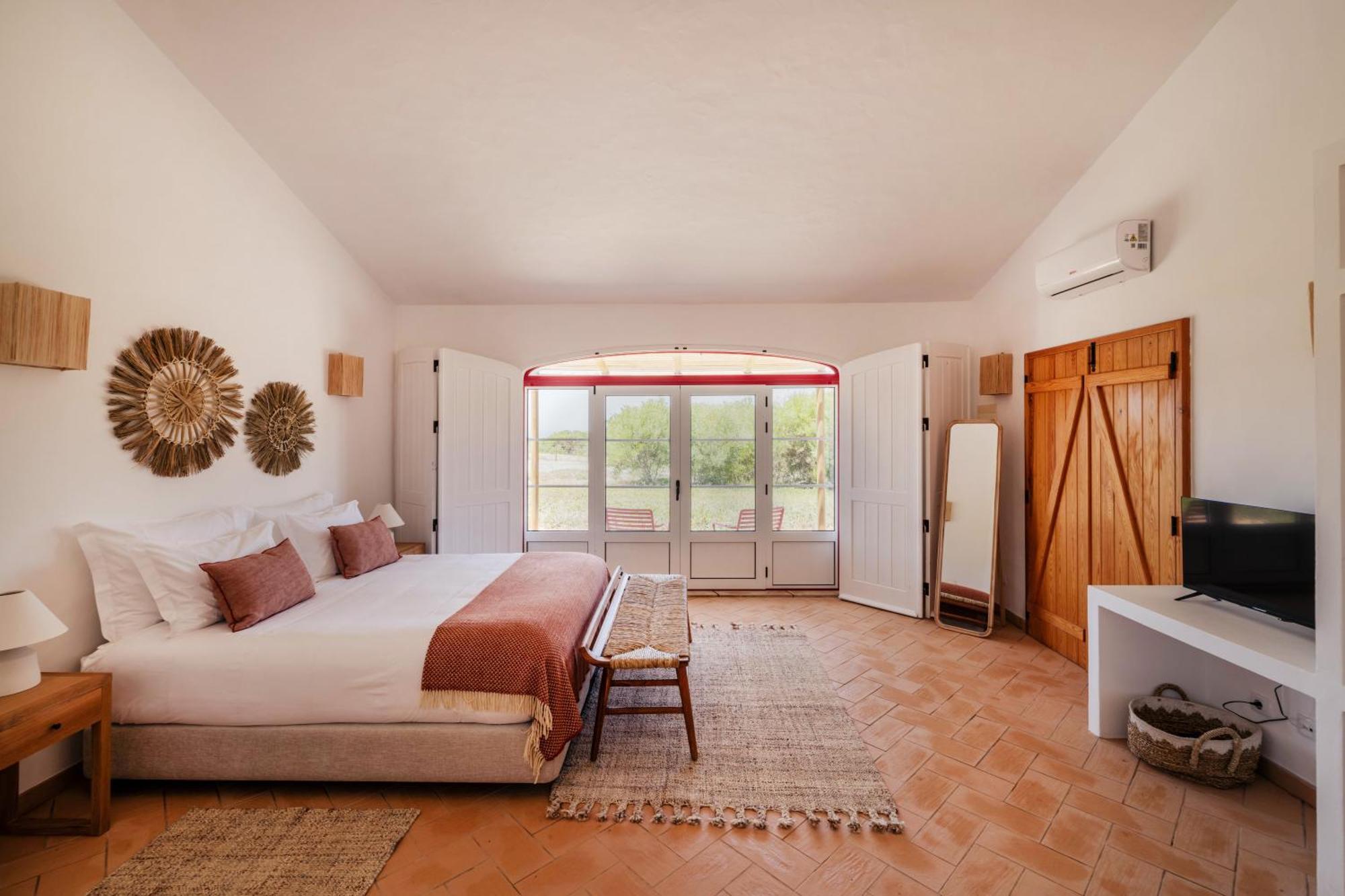 Two-Bedroom House,1629979481:JPEG
