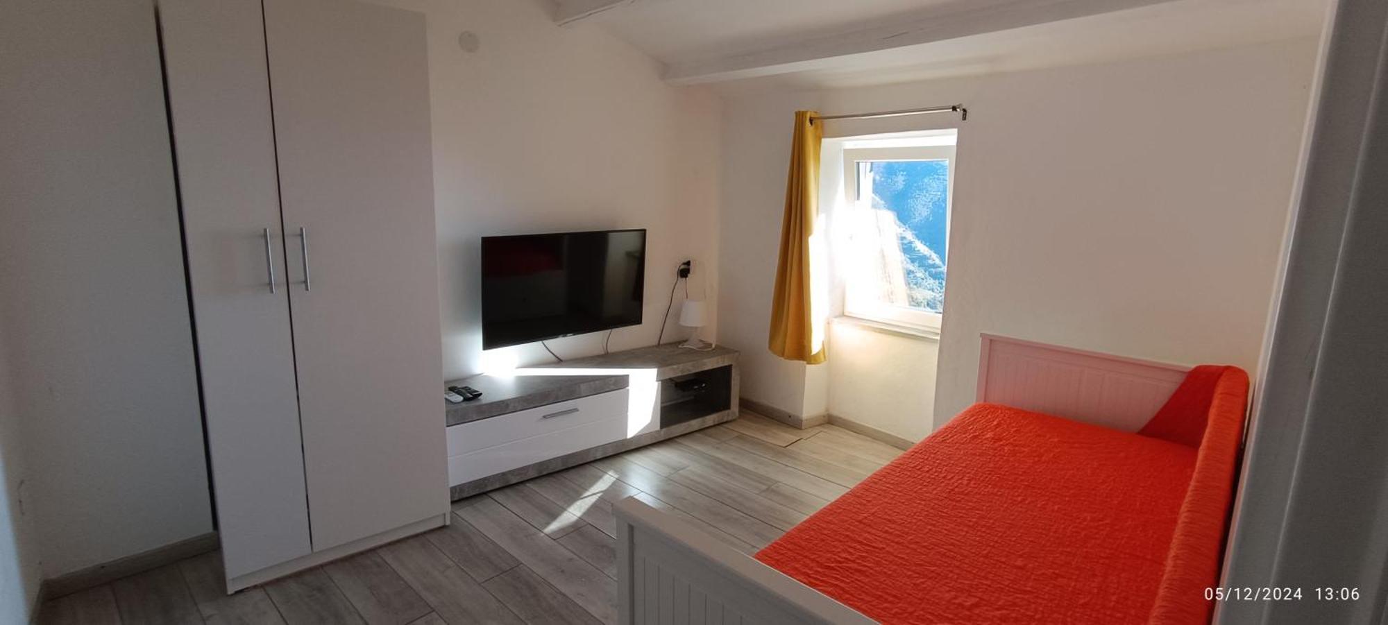 Two-Bedroom Apartment Terrace Sea View