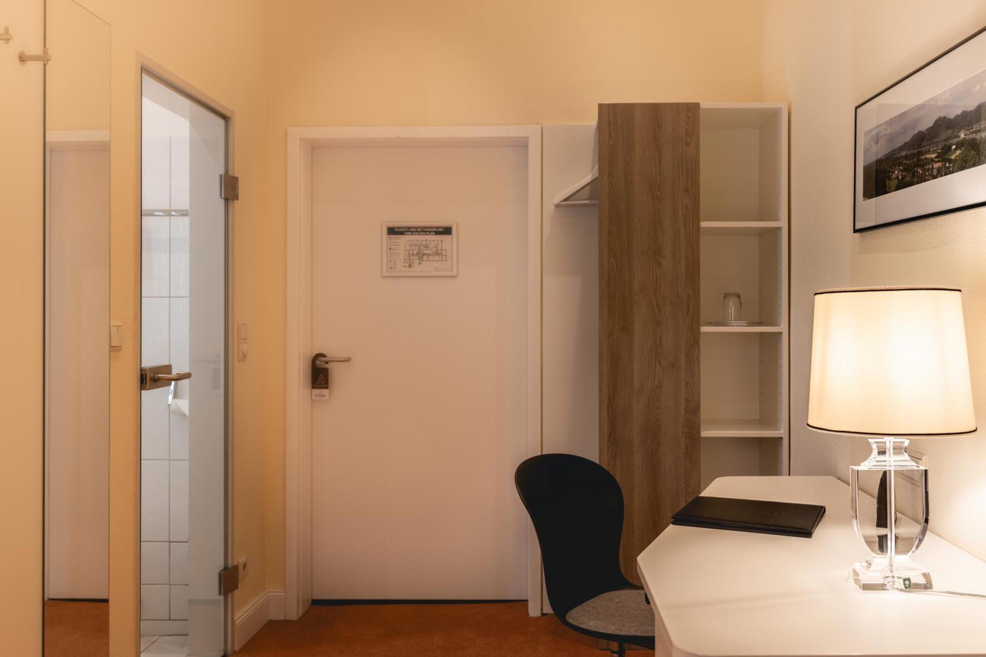 Standard Single Room Courtyard View
