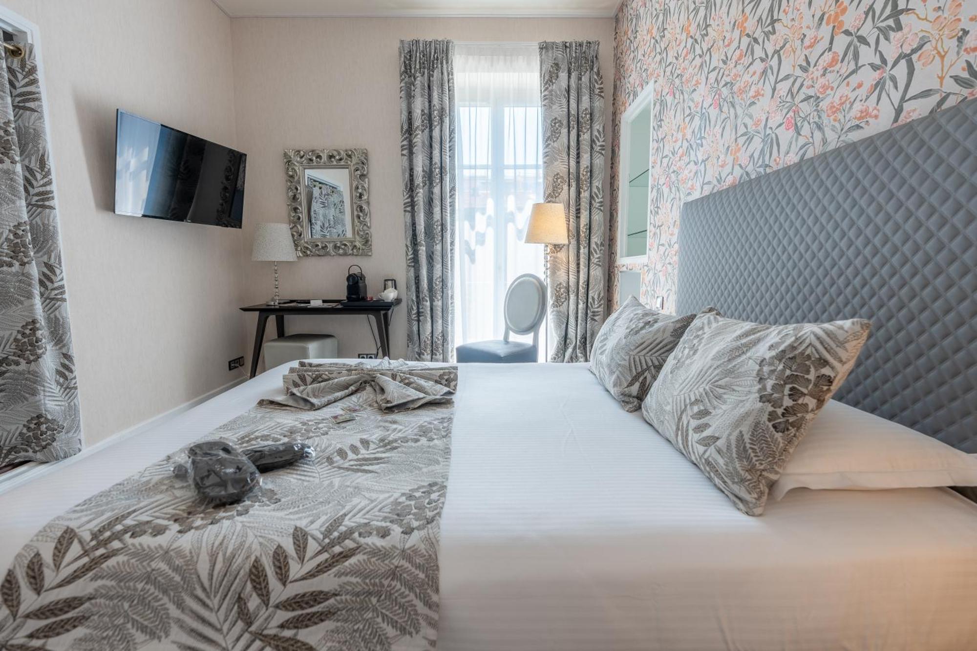Chambre Double Supérieure - Vue sur Jardin
