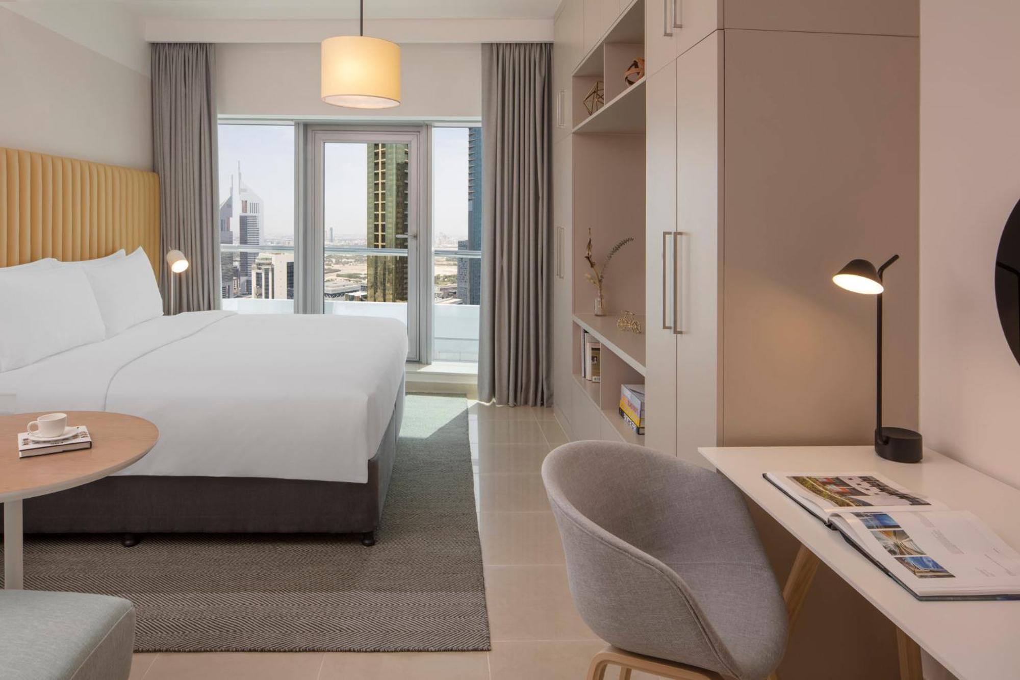 King Studio Suite Burj Khalifa View
