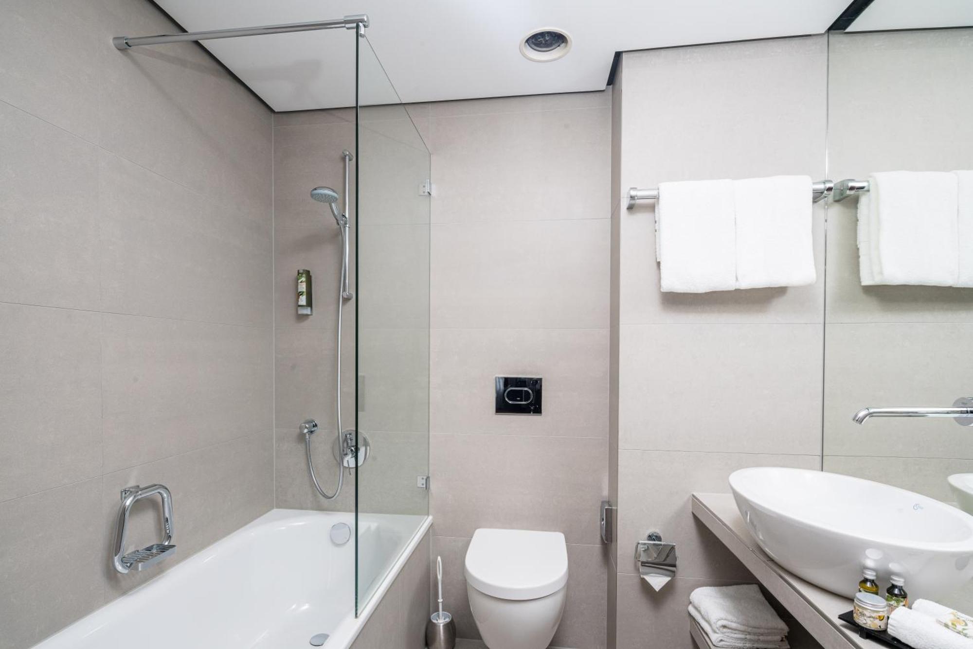 Junior Suite,1630865190:JPEG