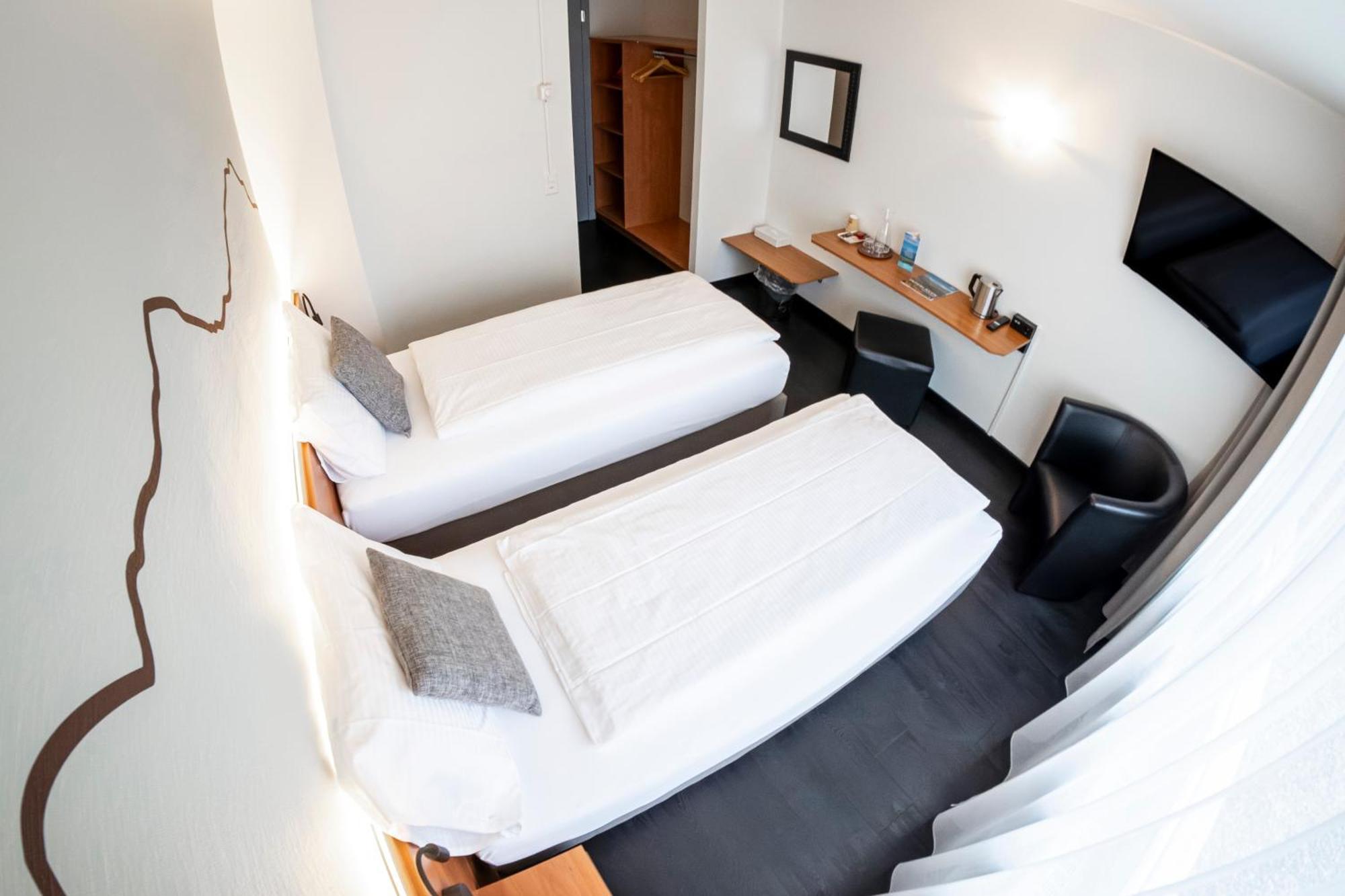 Double or Twin Room Bathroom