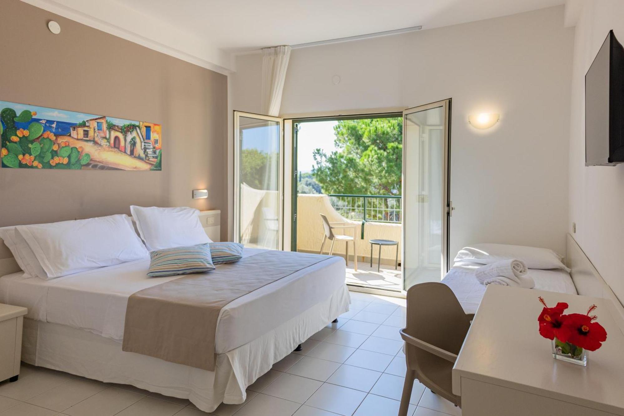 Comfort Triple Room Garden View