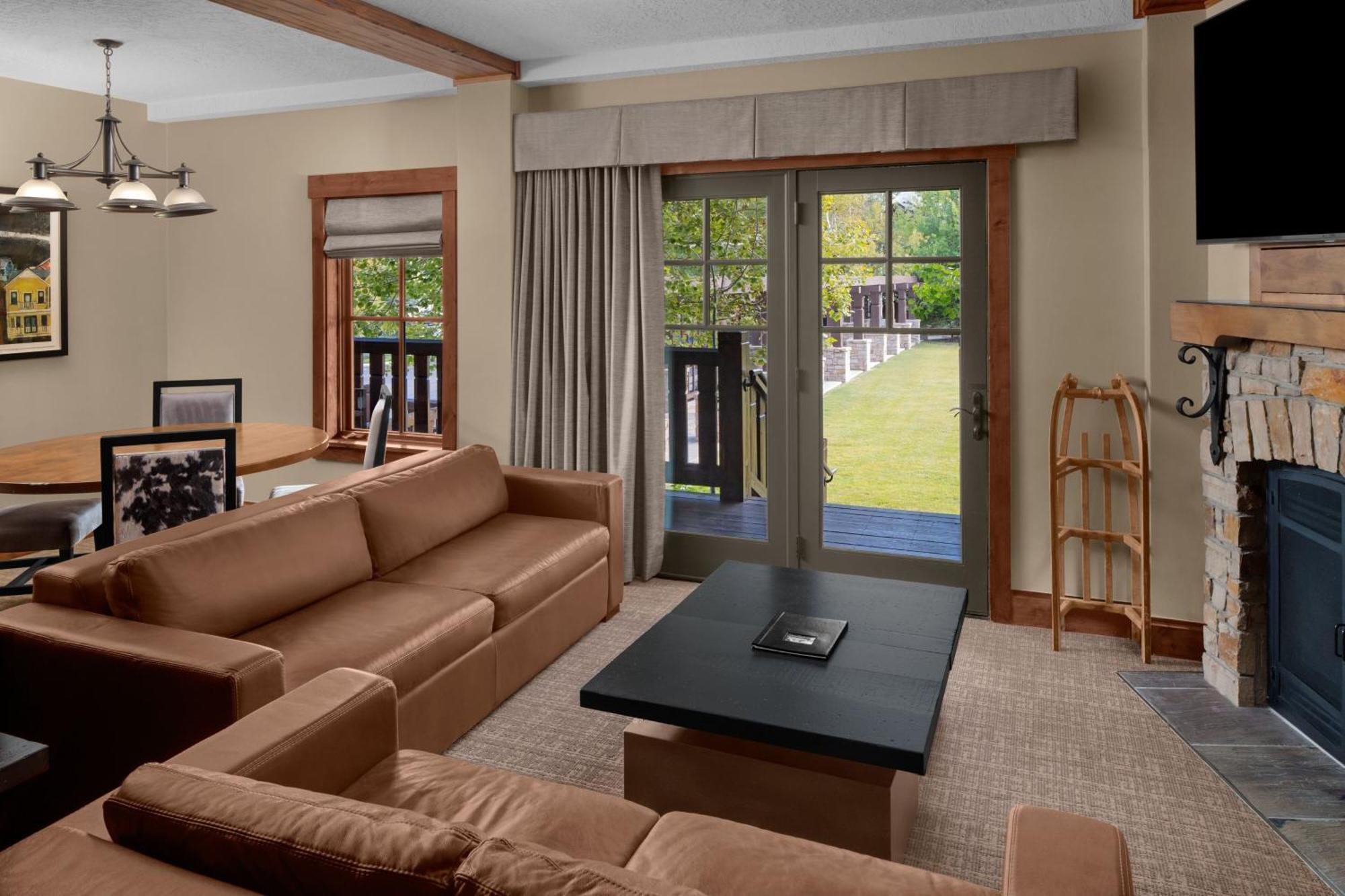 2 Bedroom Presidential Suite Mountain & Golf view Balcony,1630874980:JPEG