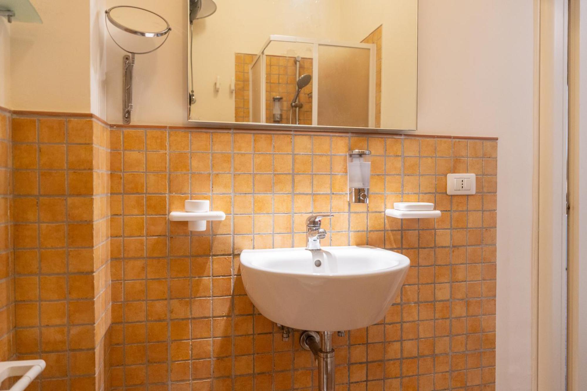 Deluxe Apartment,1630878513:JPEG