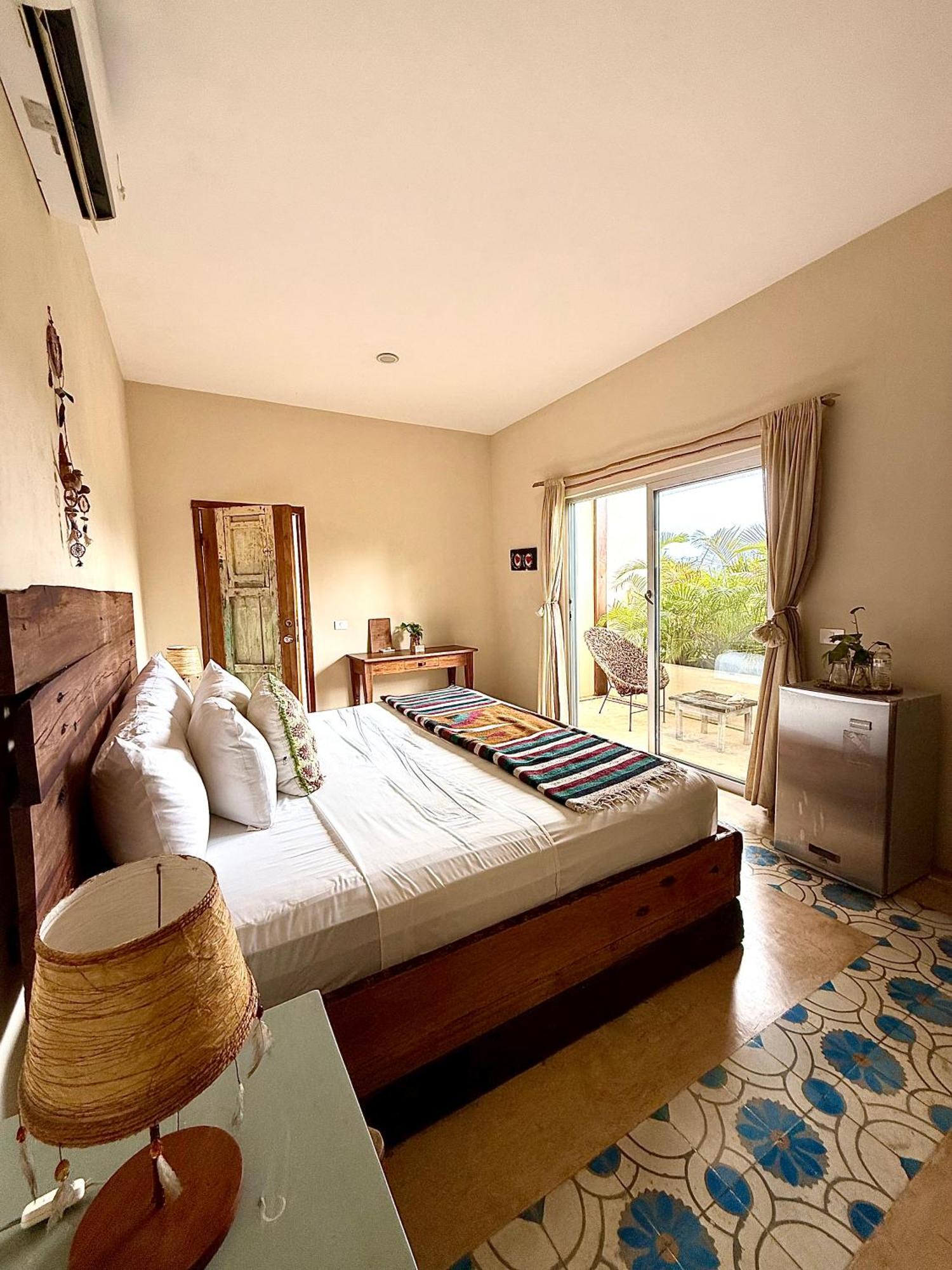 Premium King Balcony