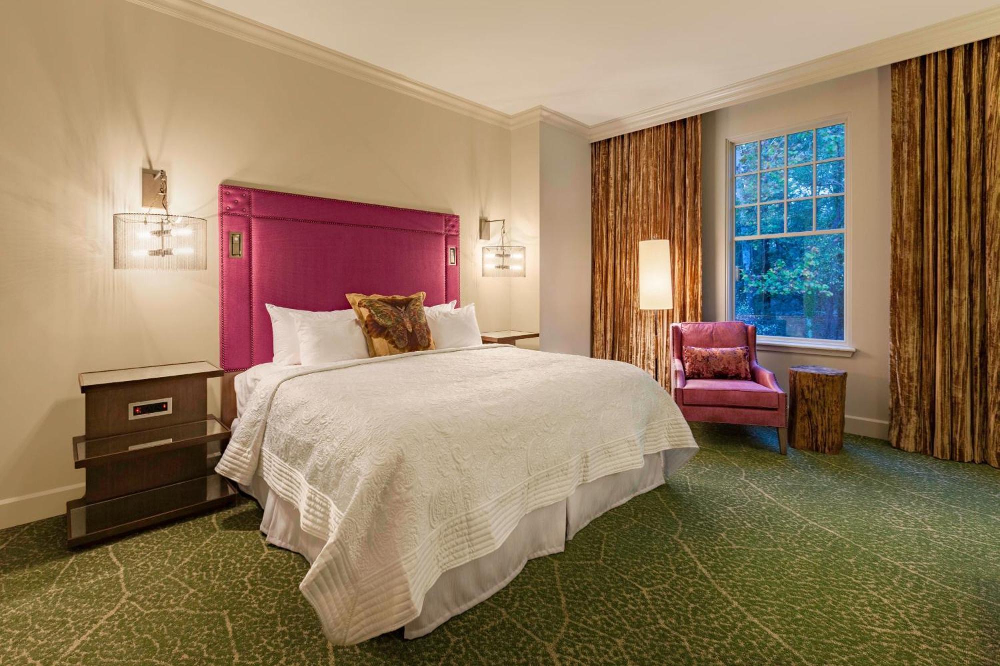 King Room,1630883958:JPEG