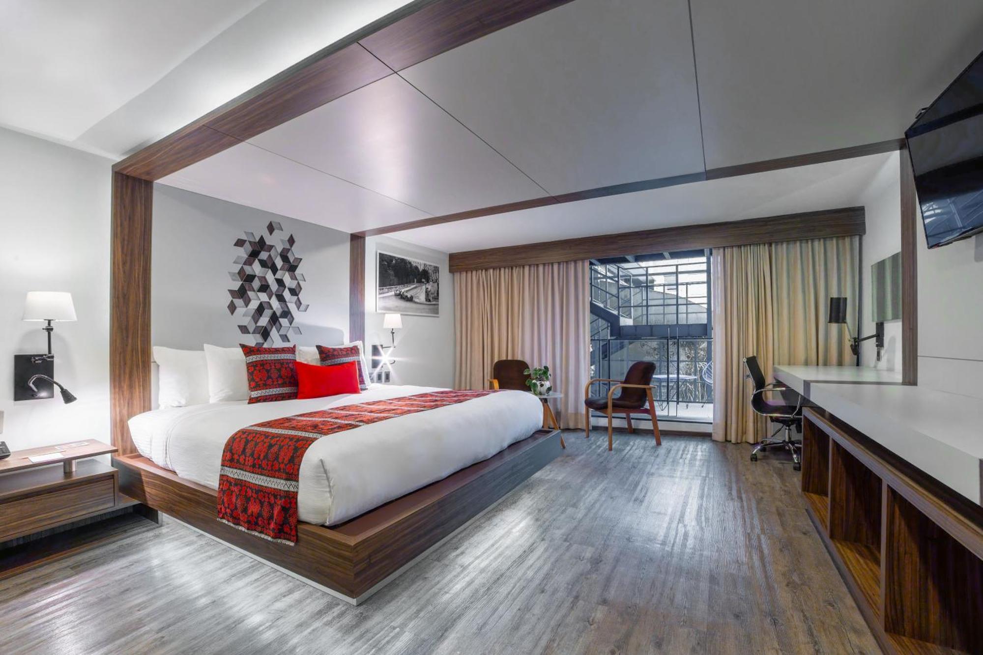 Executive Suite
