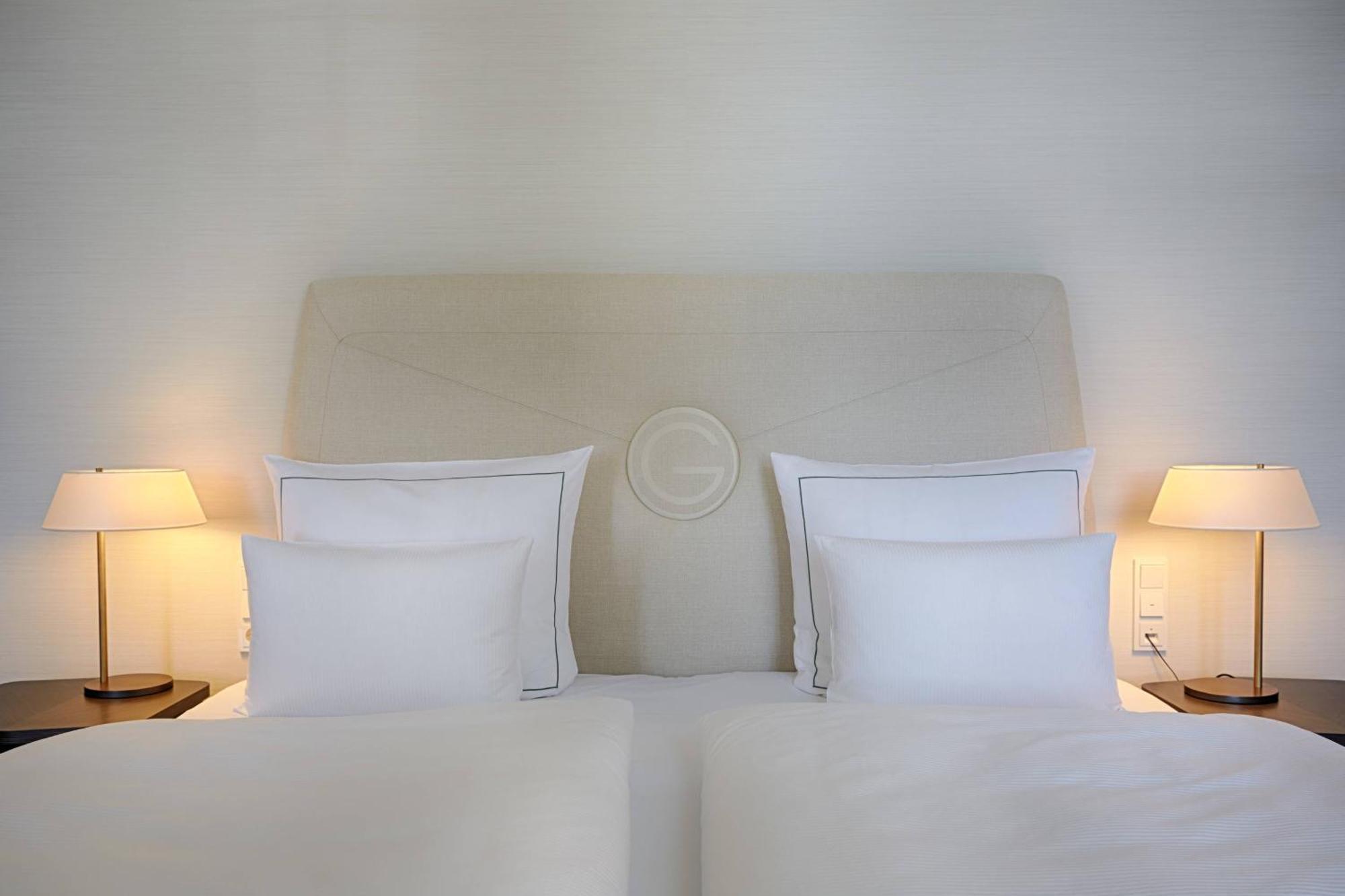 Classic Queen Room Guest room 1 Queen