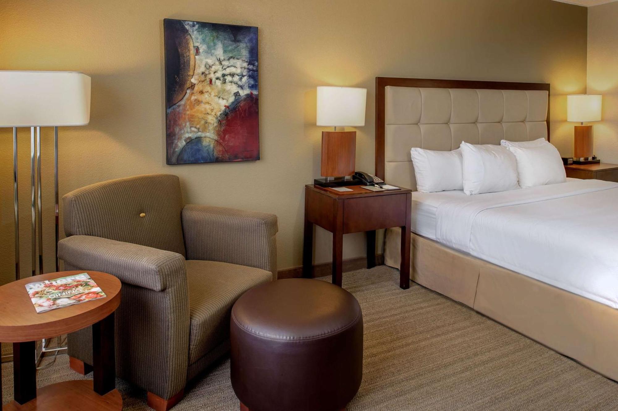 Premium King Room,1706399529:JPEG