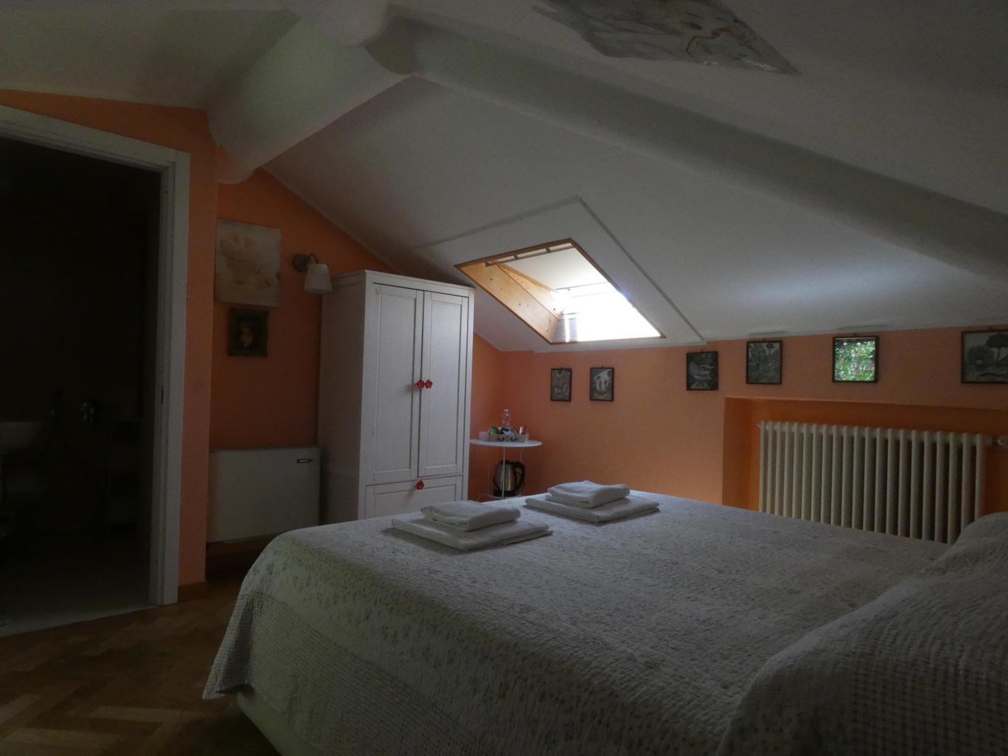 Double Room Garden View Attic