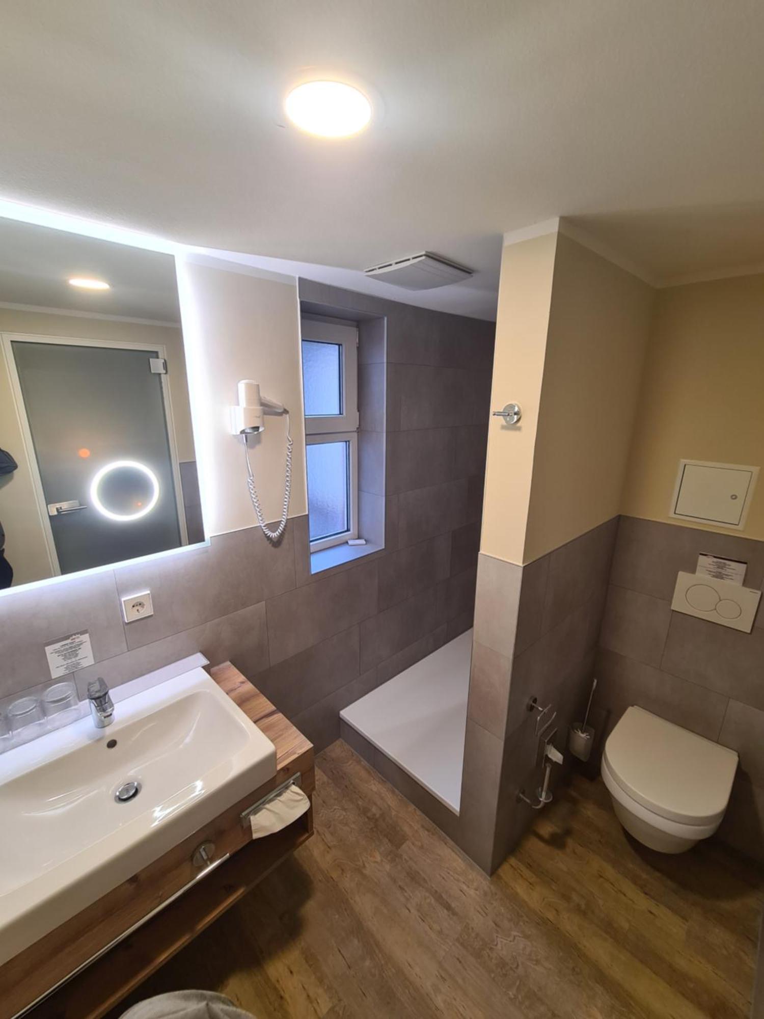 Triple room Annex,1631571034:JPEG