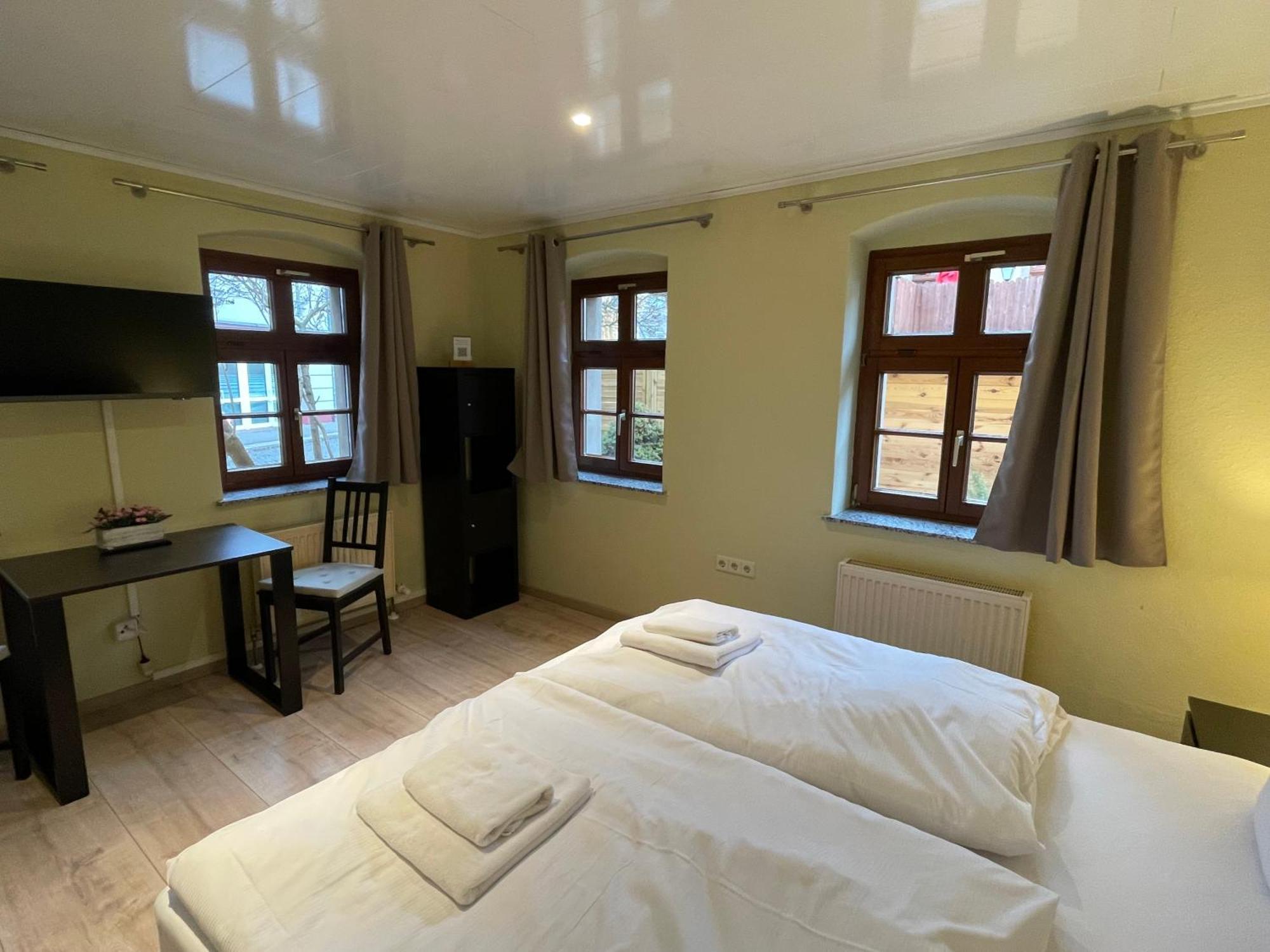 Standard Double Room,1631584741:JPEG