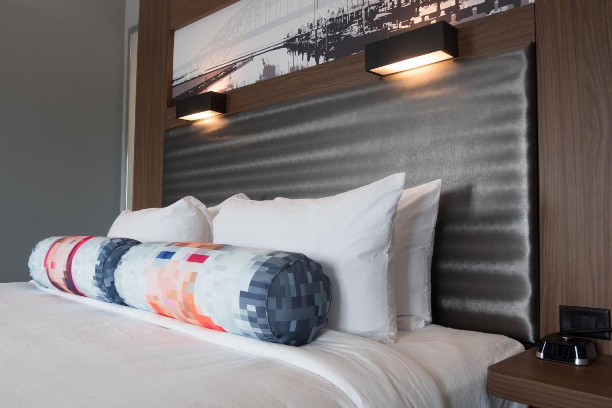 Aloft Guest room 1 King,1631586046:JPEG
