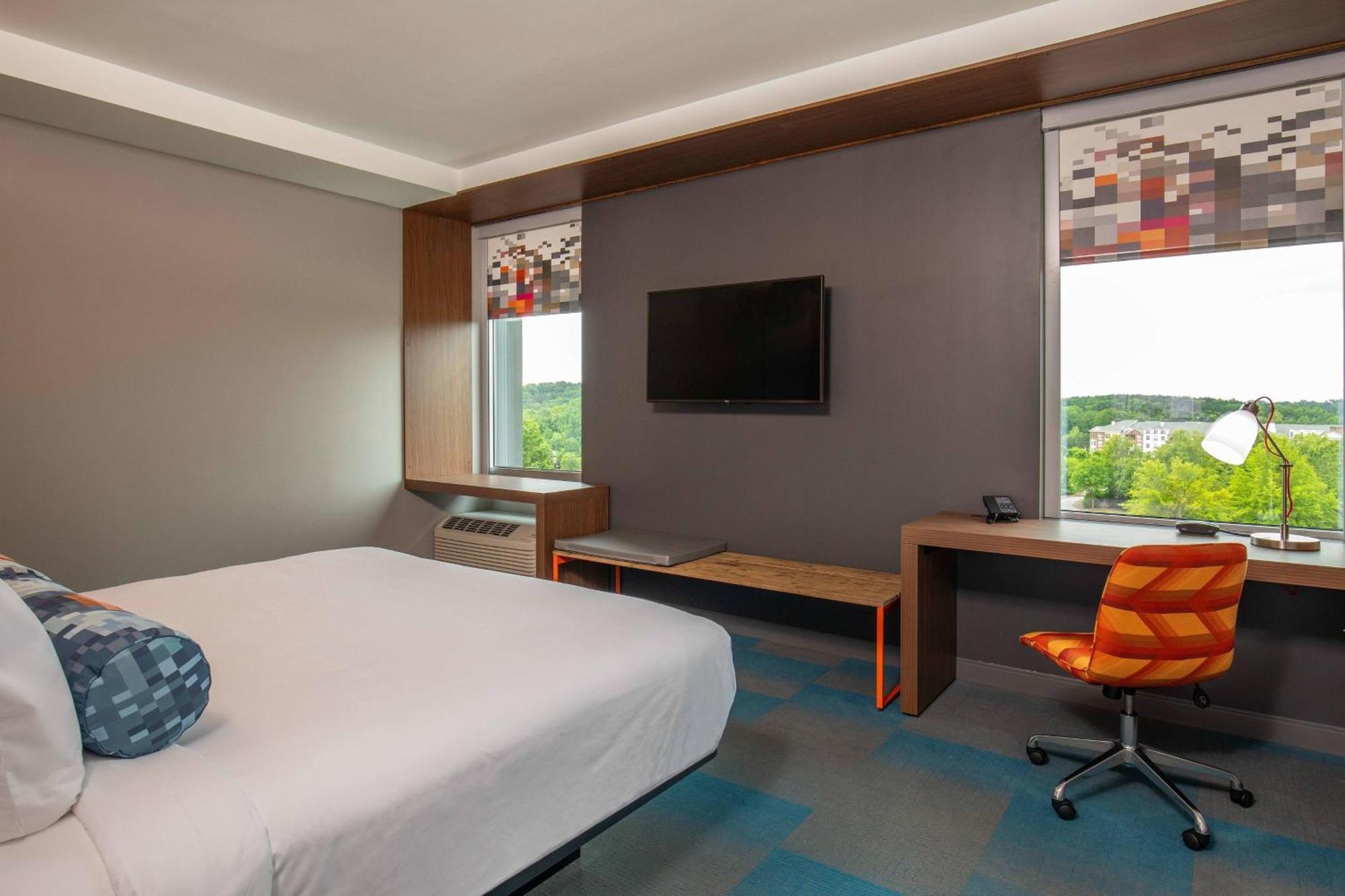 Aloft Guest room 1 King,1631590273:JPEG