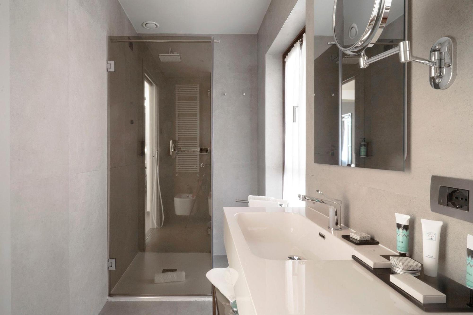 Deluxe Junior Suite