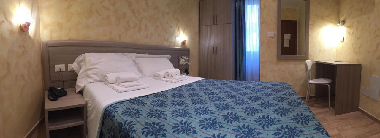 Deluxe Single Room,1632205190:JPEG