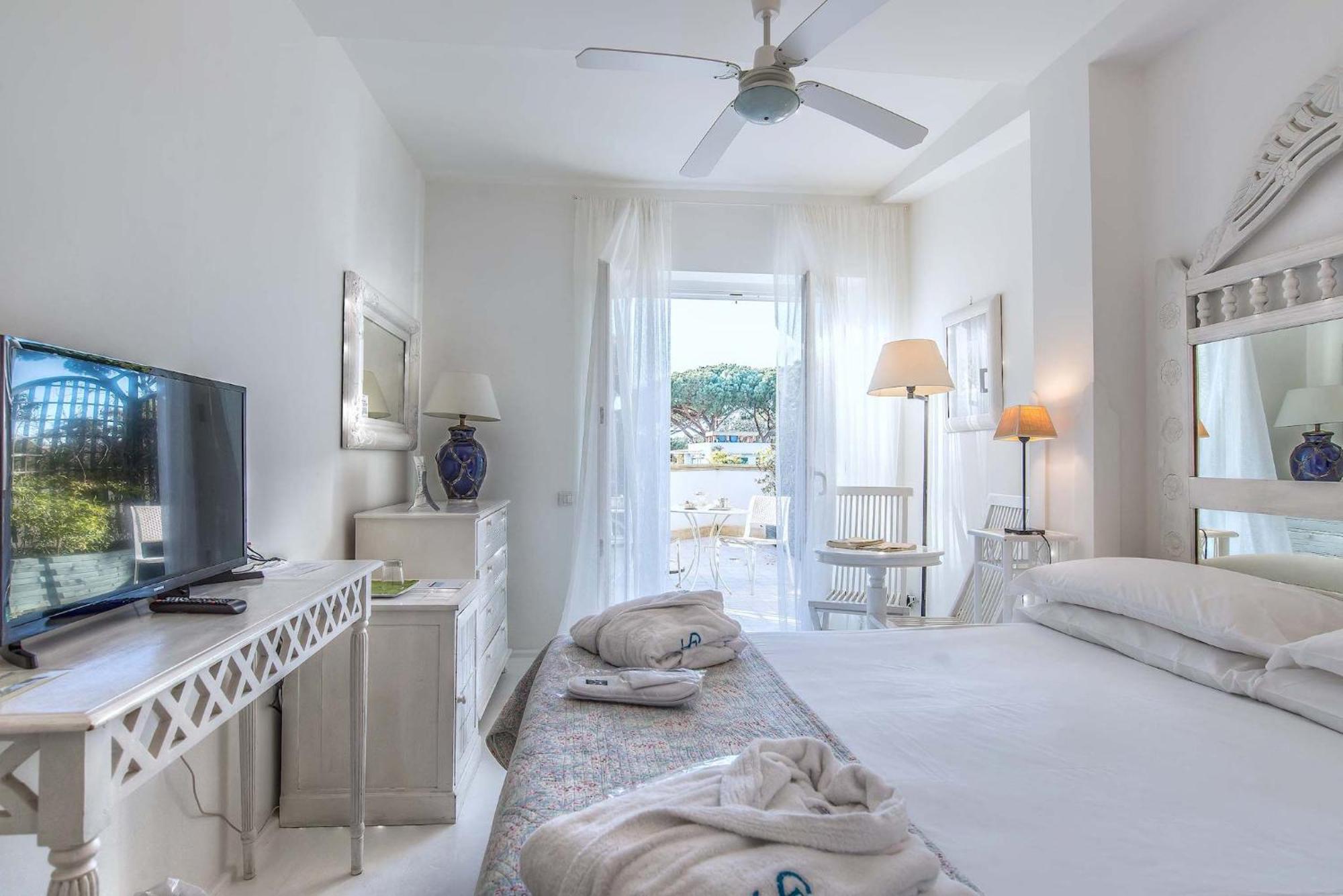 Double Room with Balcony,1632205389:JPEG