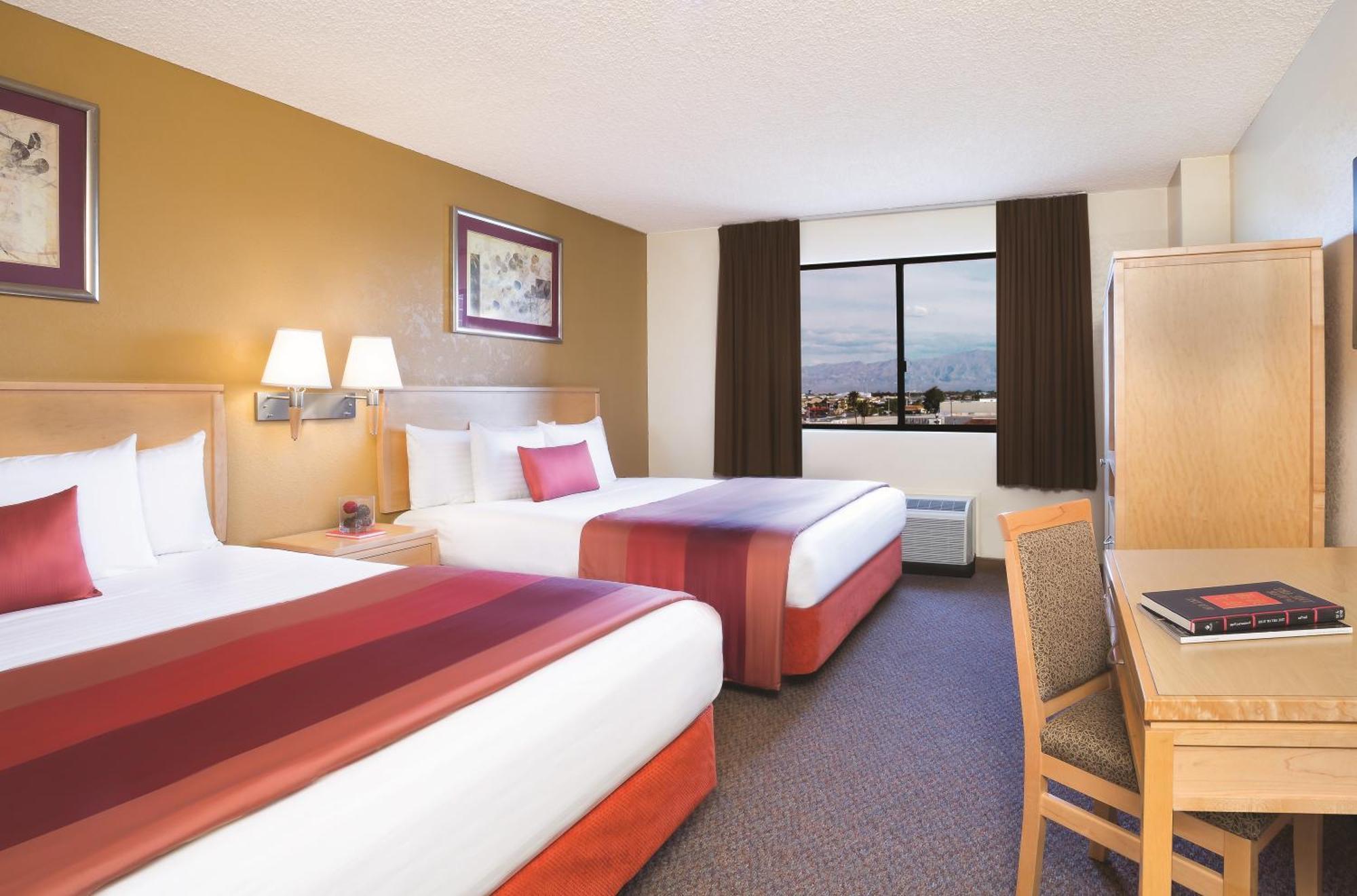 Klondike Standard Room 2 Queens