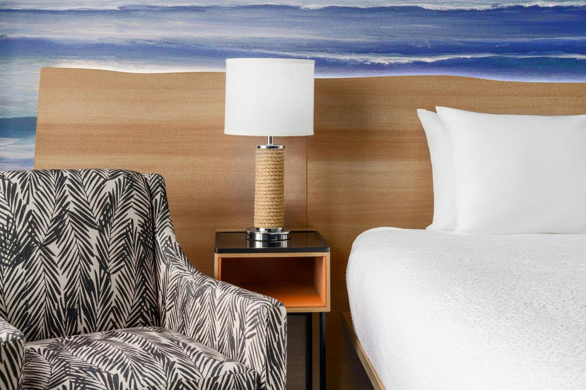 King Room Harbor View Windows on Two Sides