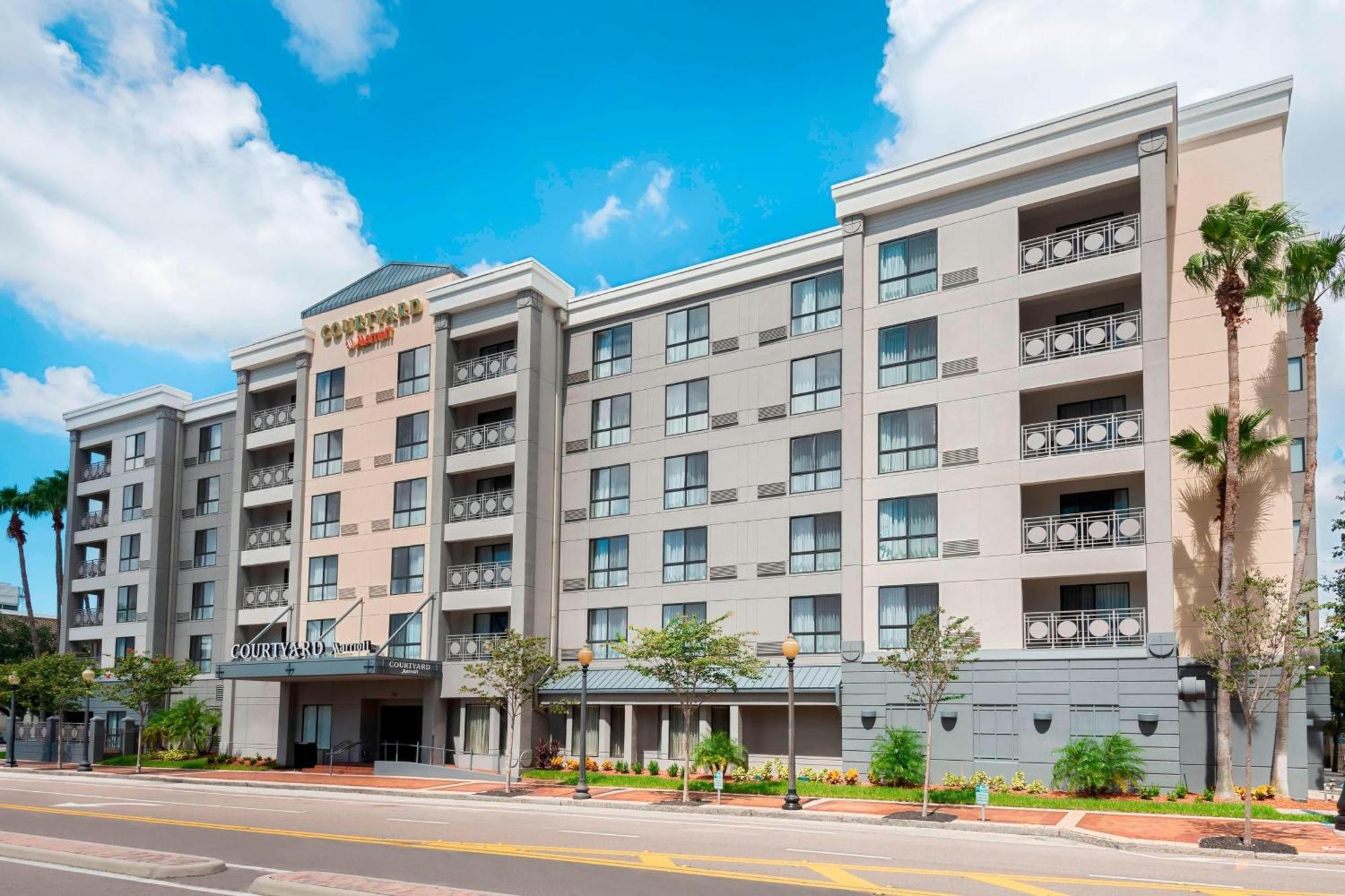1 Bedroom 2 room Suite 1 King Sofa bed,1632224080:JPEG