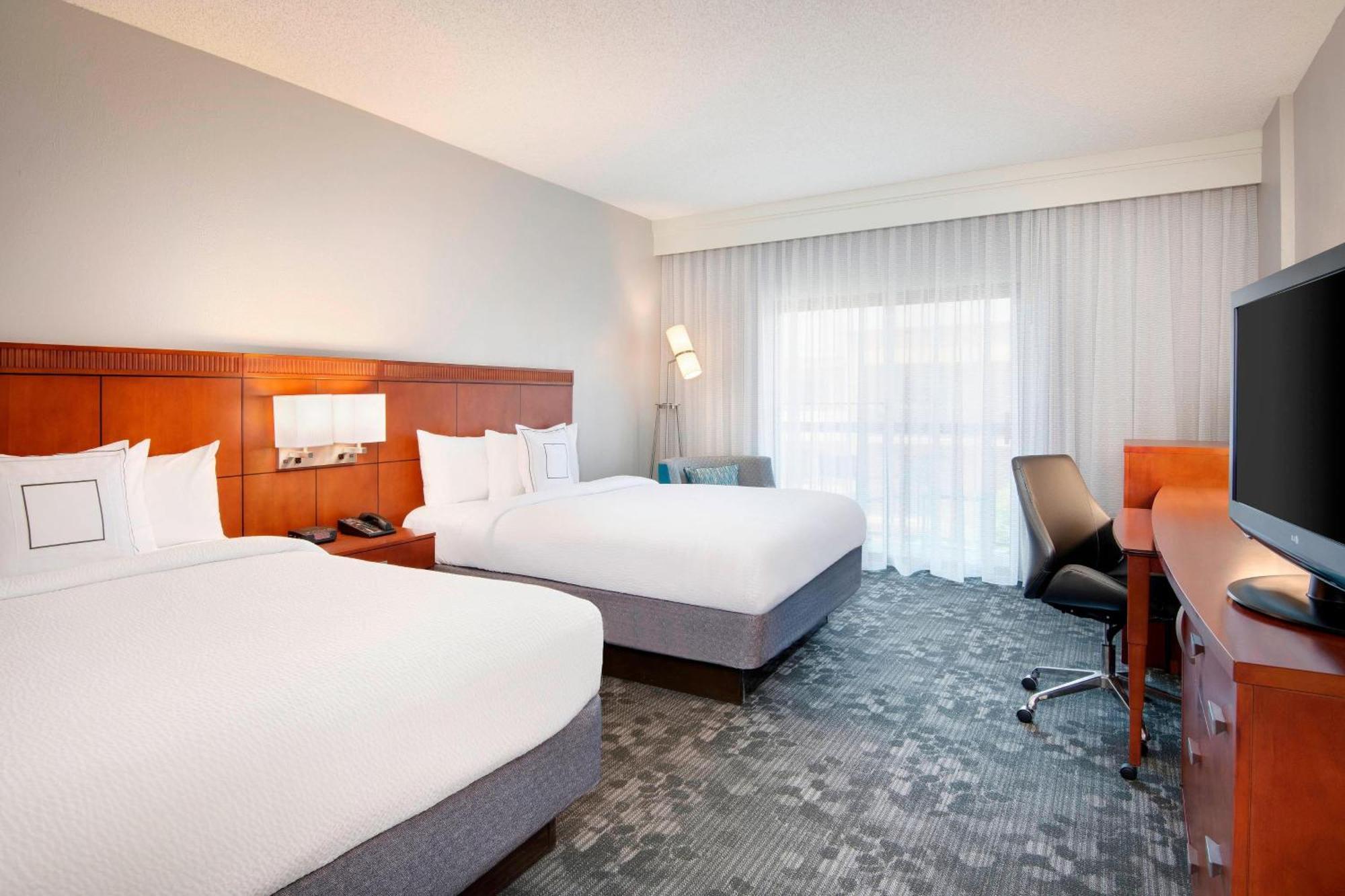 Guest Room,1632227273:JPEG