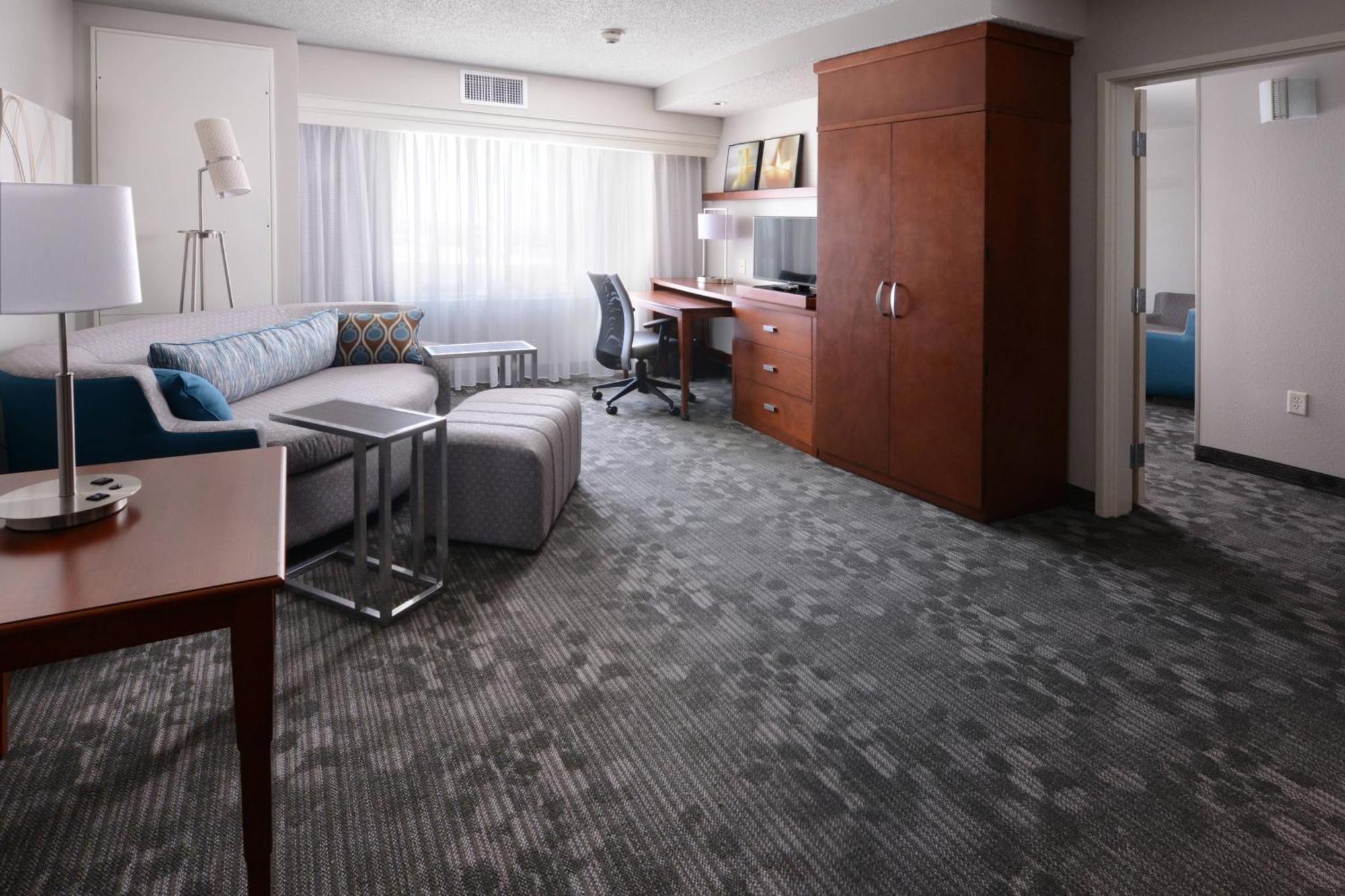 One Bedroom Suite,1632227856:JPEG