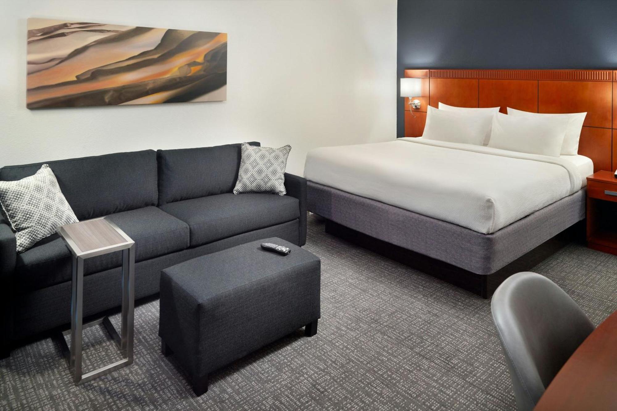 King Room,1632230572:JPEG