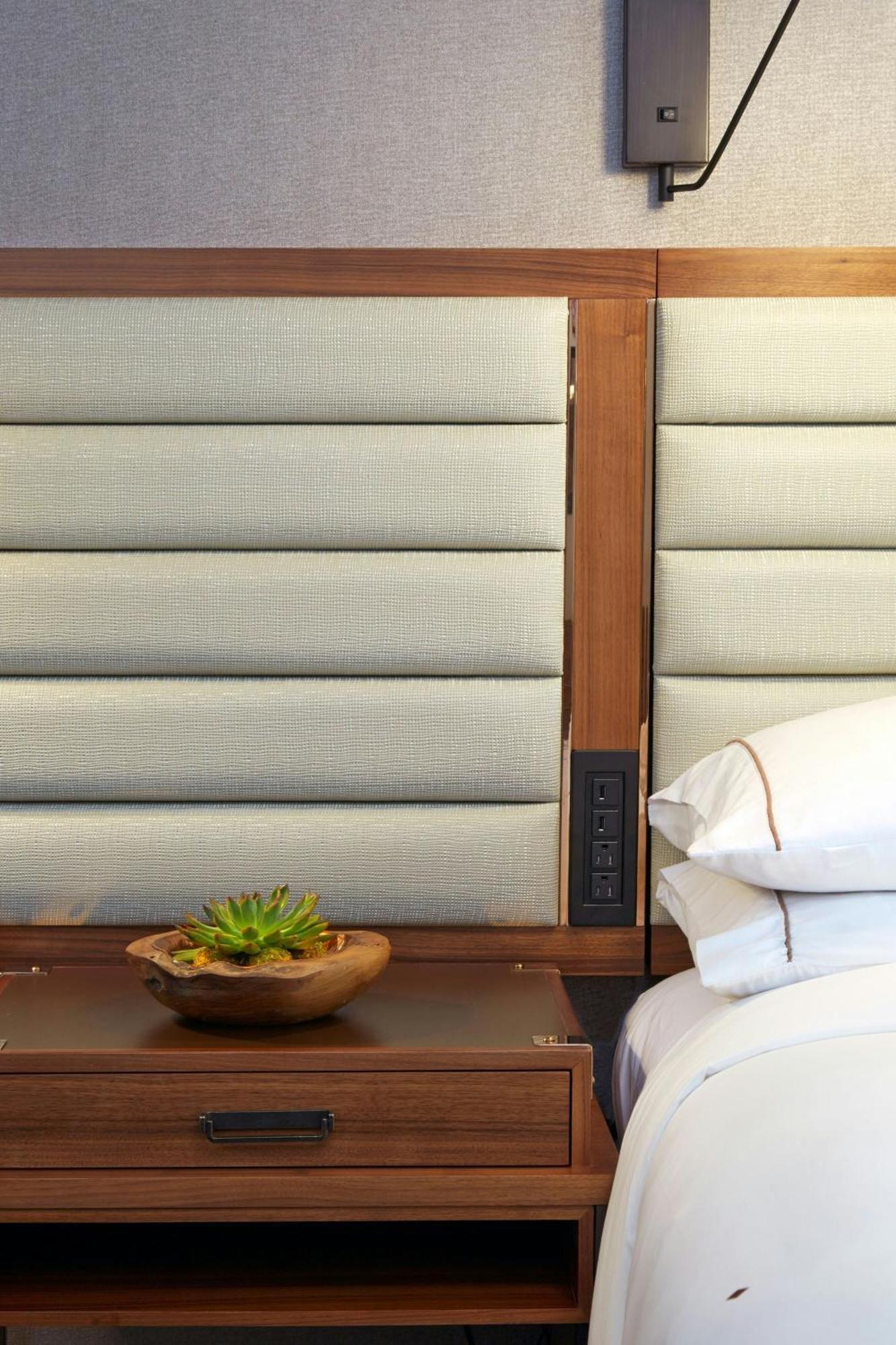 King Room Hearing Accessible