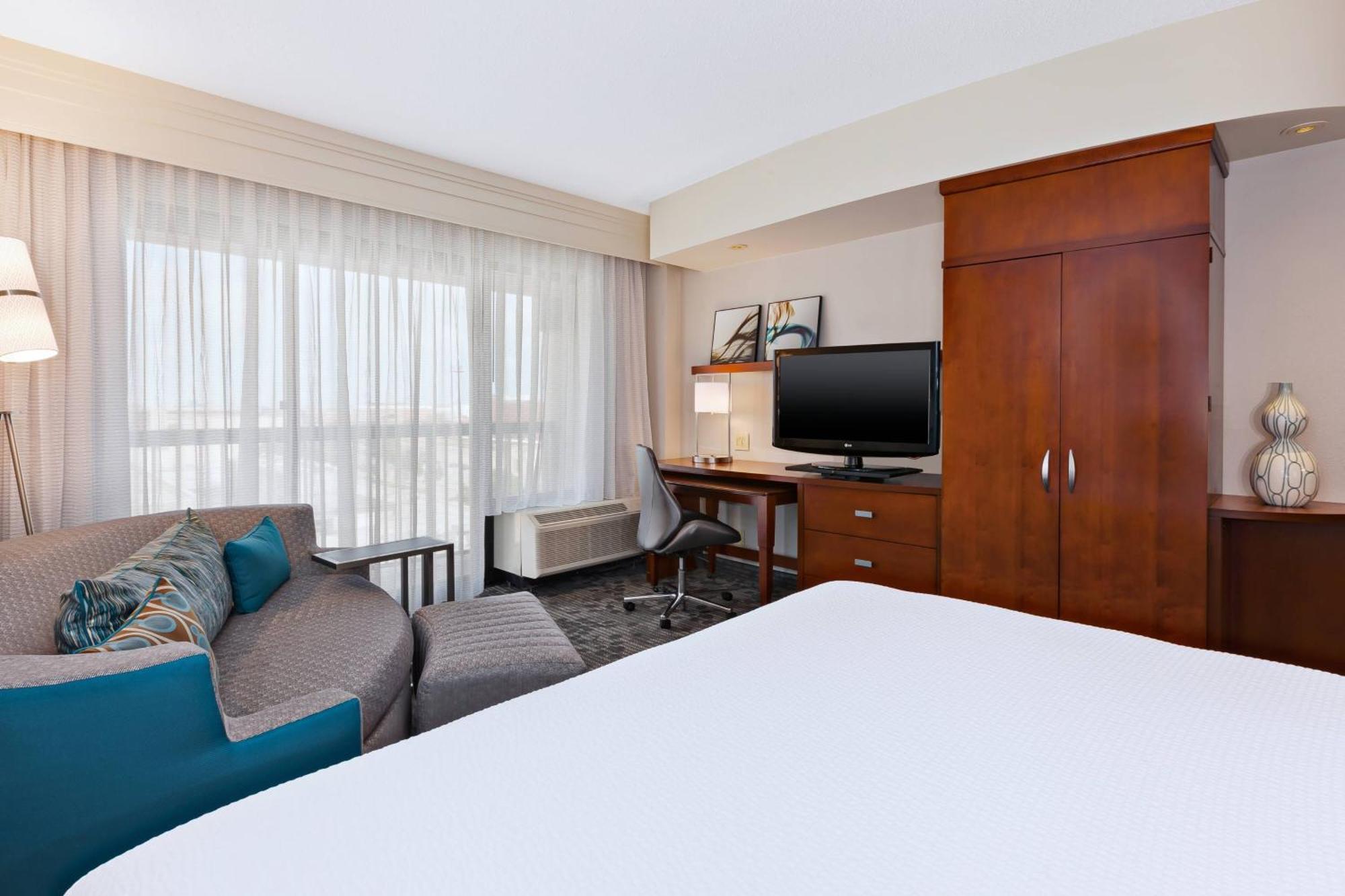 Queen Room Two Queen Beds