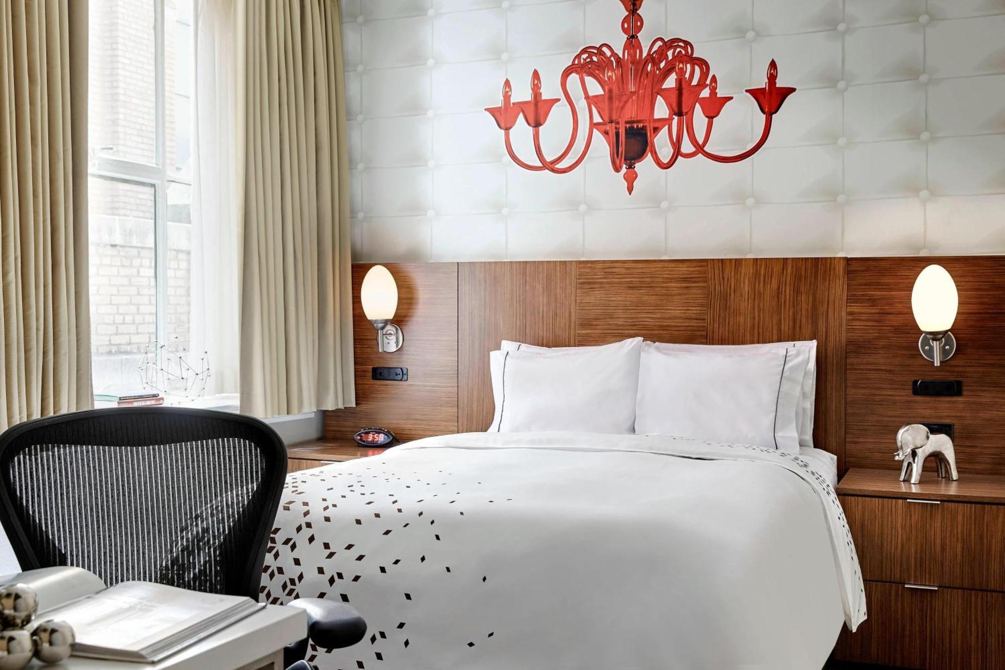 Small Queen Room