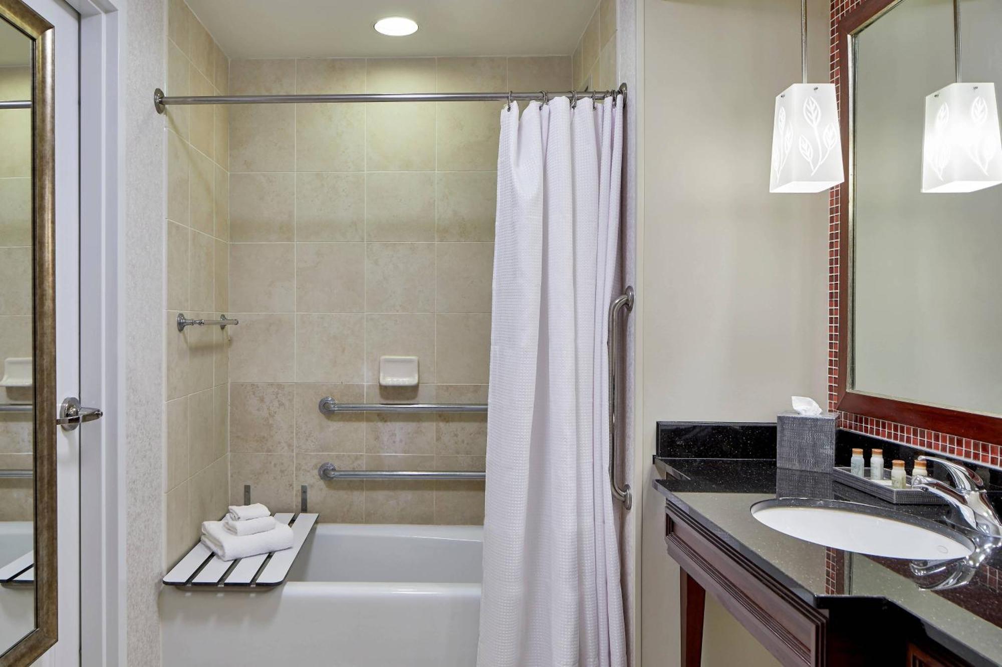 Guest Room 1 King
