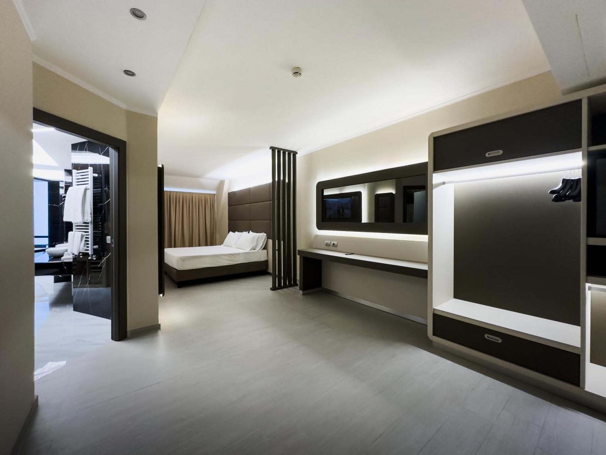 Deluxe Junior Suite