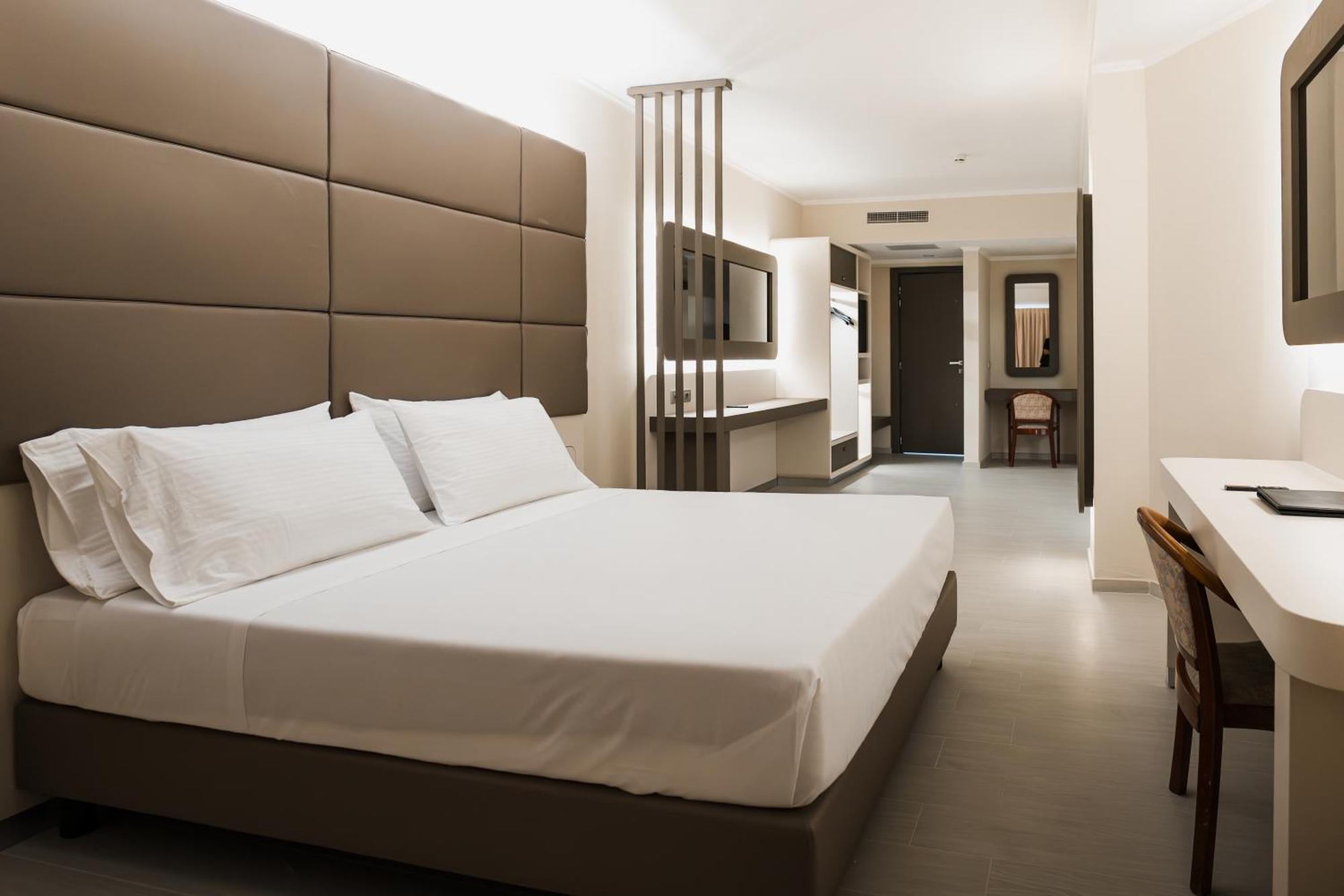 Deluxe Junior Suite