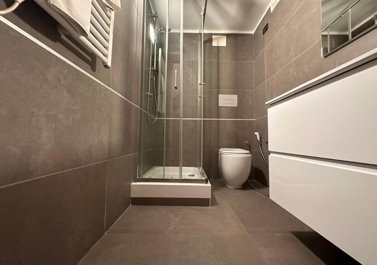 Twin Room Split Level