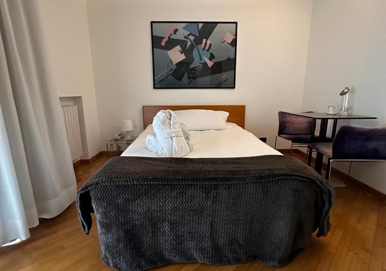 Single Room,1632245397:JPEG