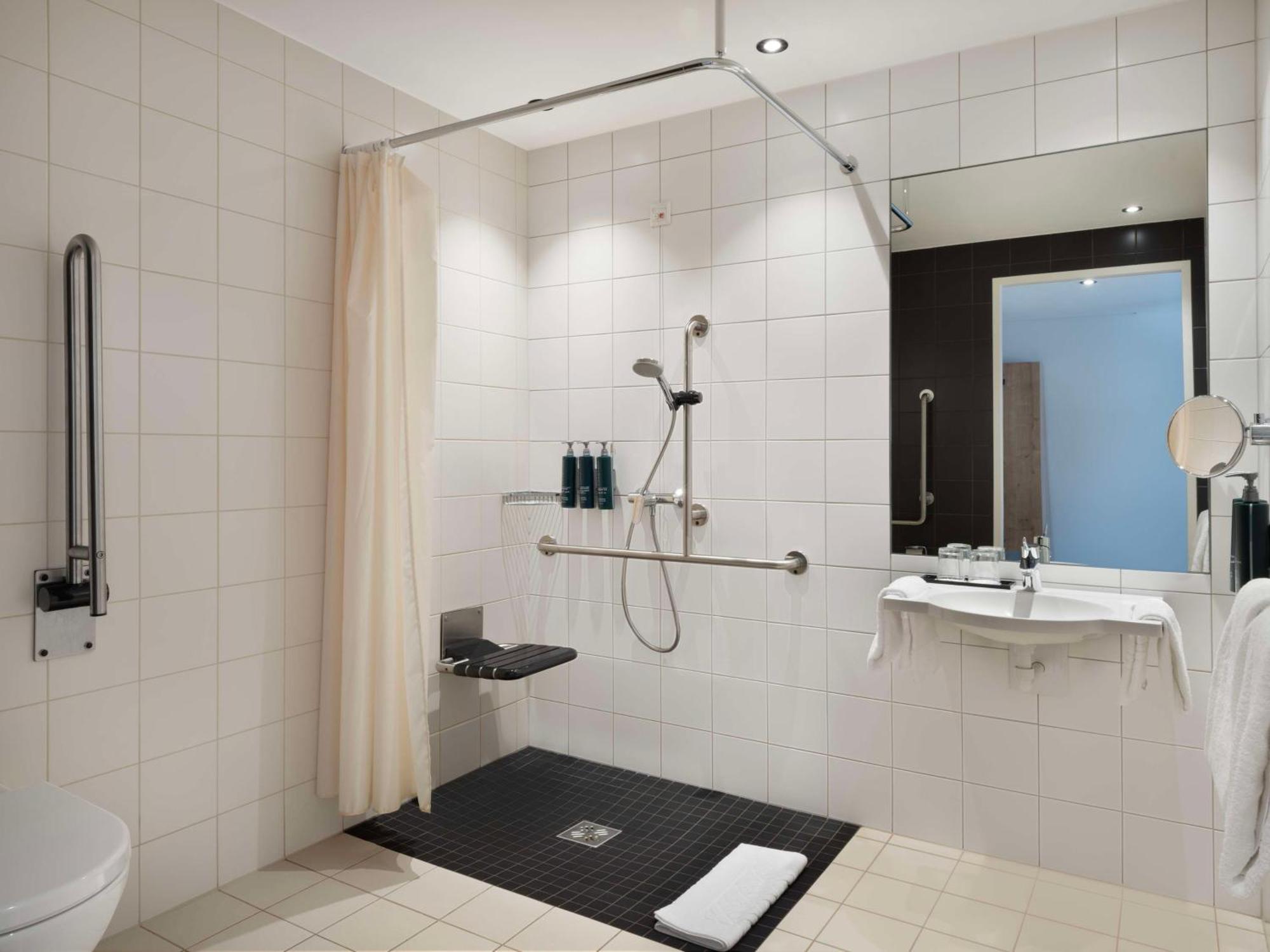 King Room Mobility Accessible