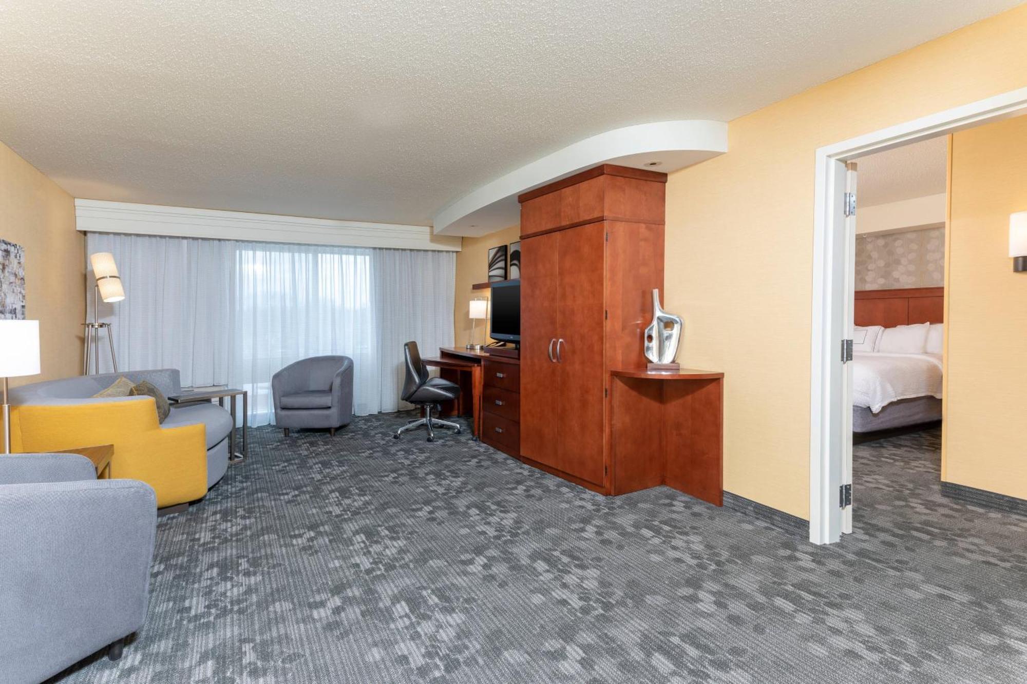 One-Bedroom King Suite Sofa Bed