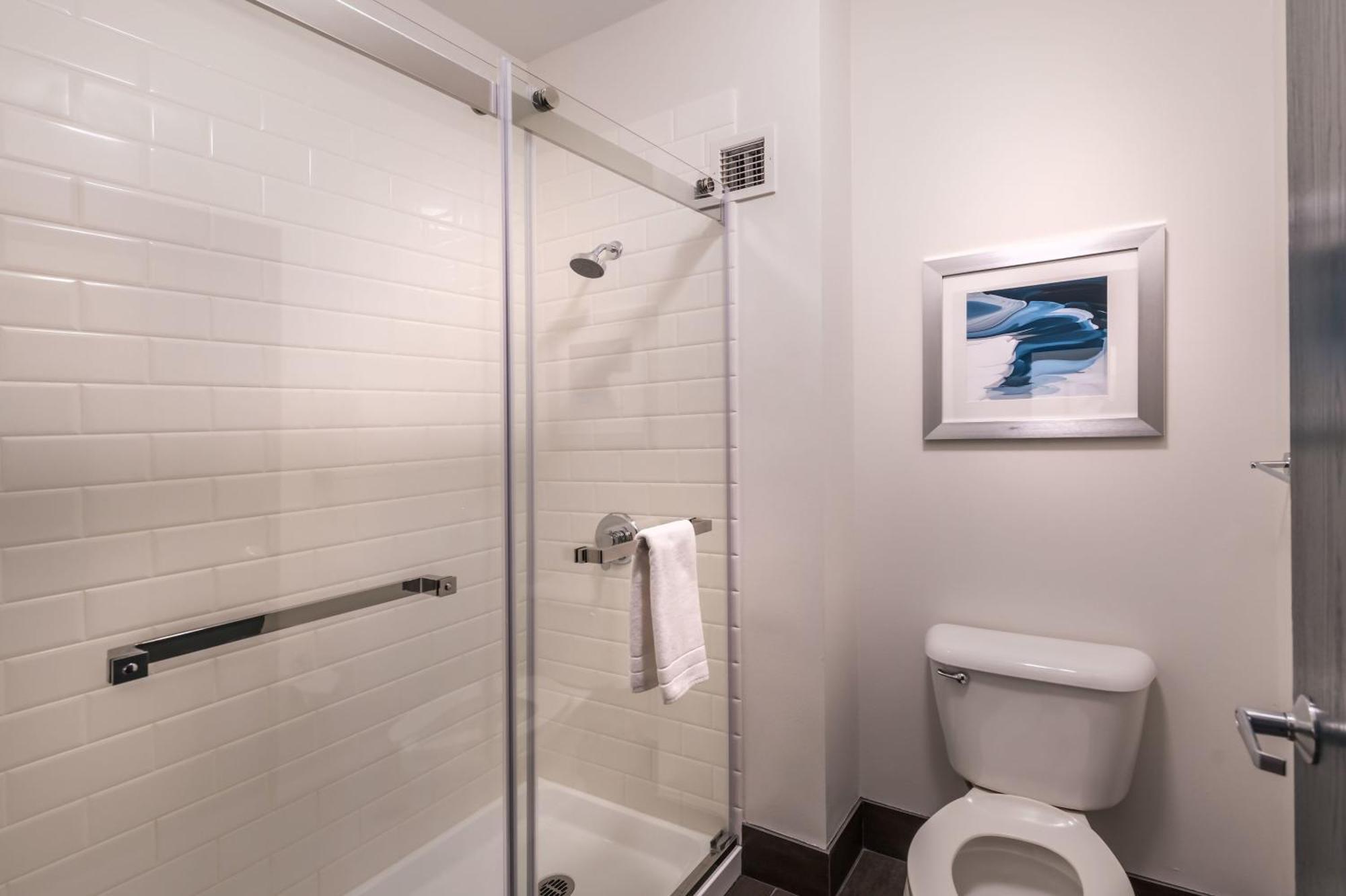 1 Bedroom Suite, 2 Queen