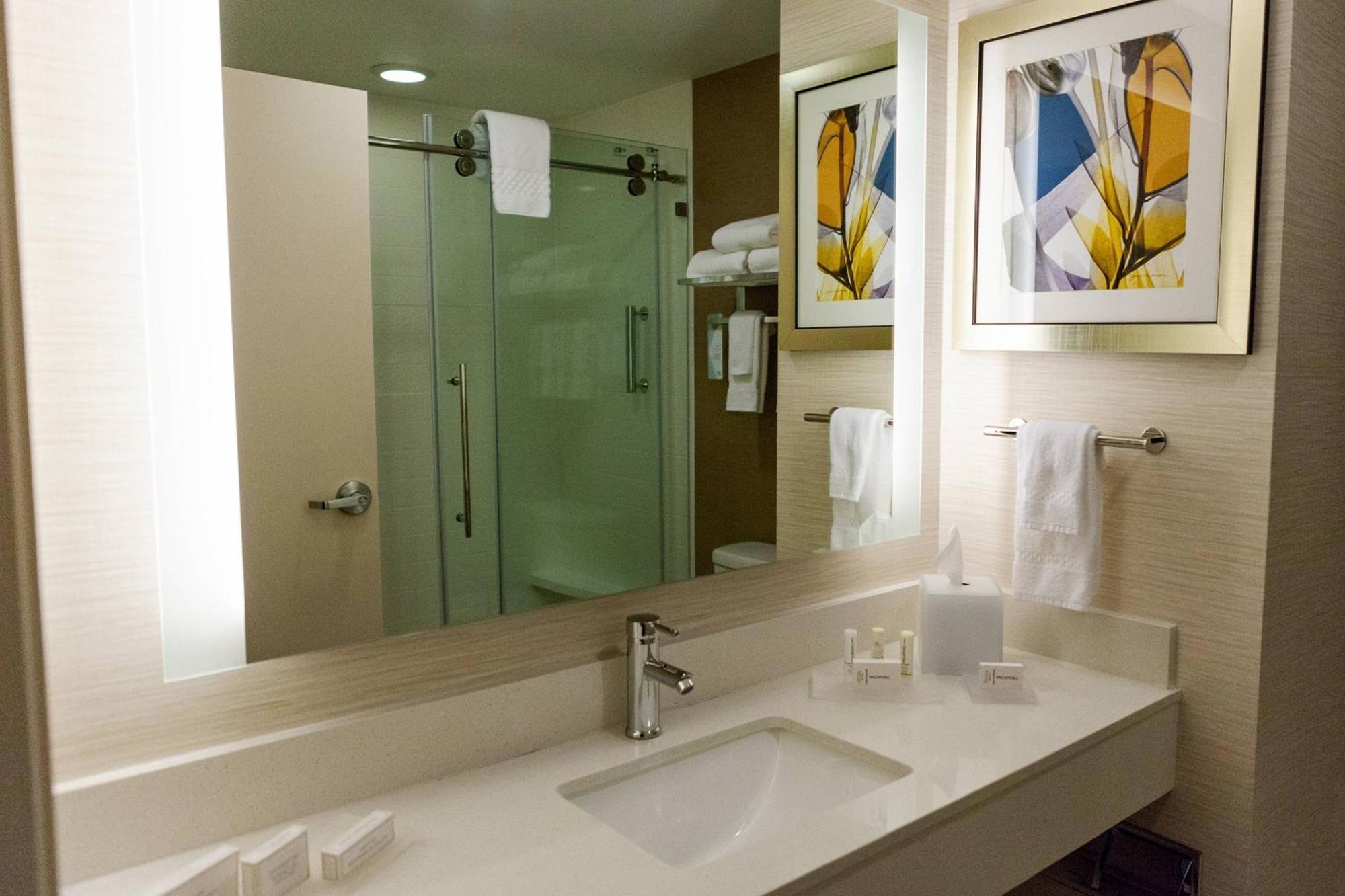 King Room - Hearing Accessible