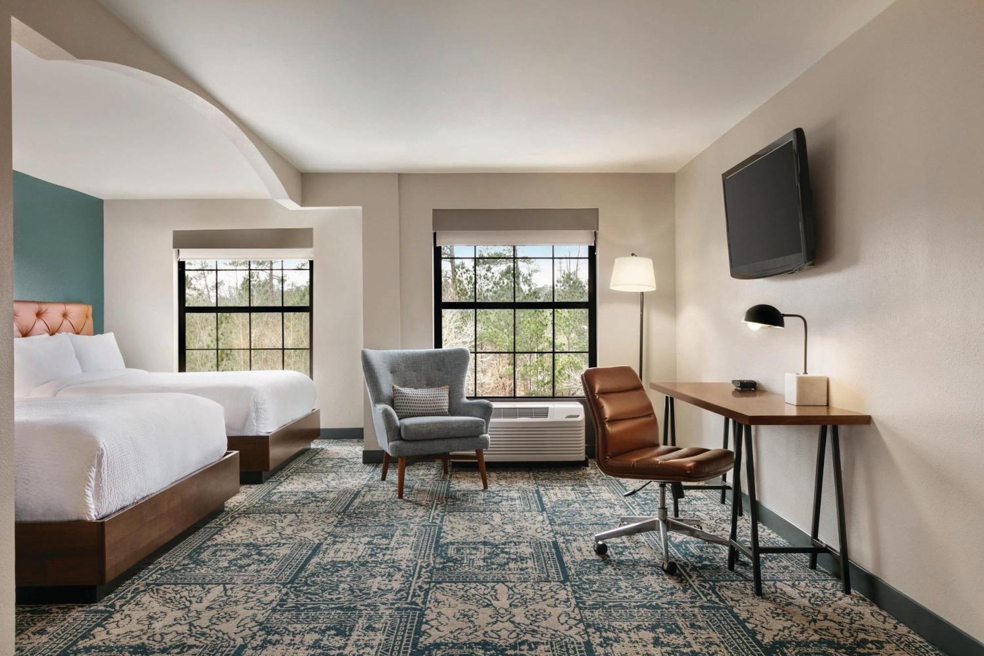 Queen Room Two Queen Beds