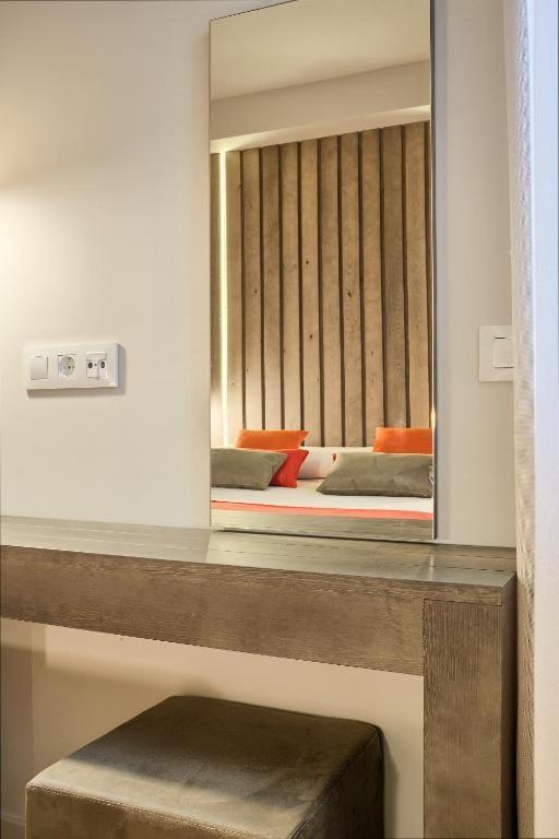 One-Bedroom Apartment Terrace